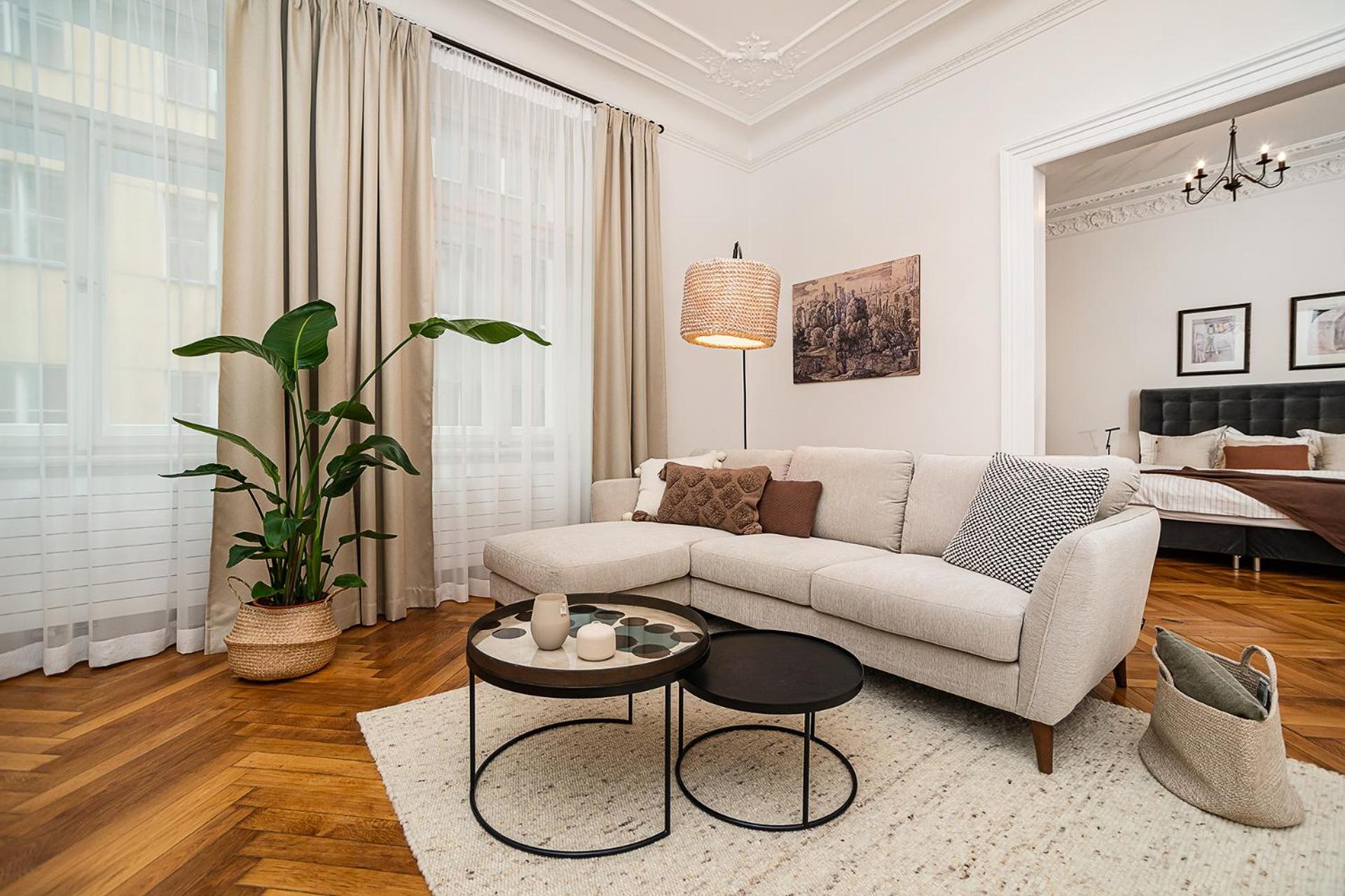 Luxurious two-bedroom in the Old Town