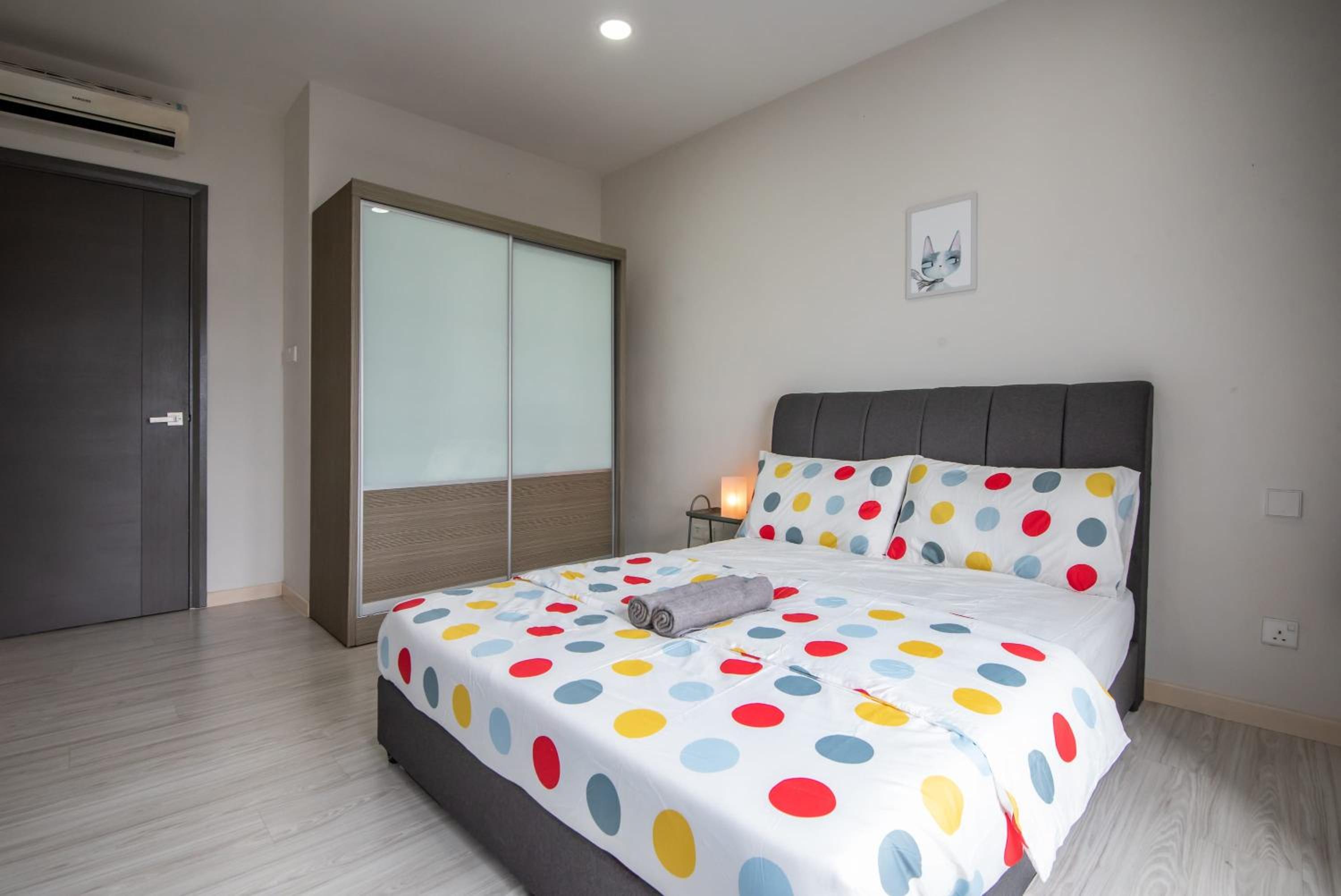 A Lovely & Comfy Suite at Suasana Suites JB 11
