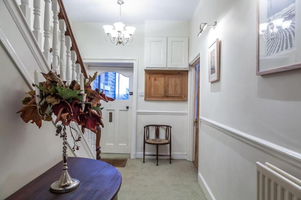 Number 29, a Grade two listed house in Masham view 5