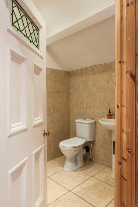Number 29, a Grade two listed house in Masham view 4