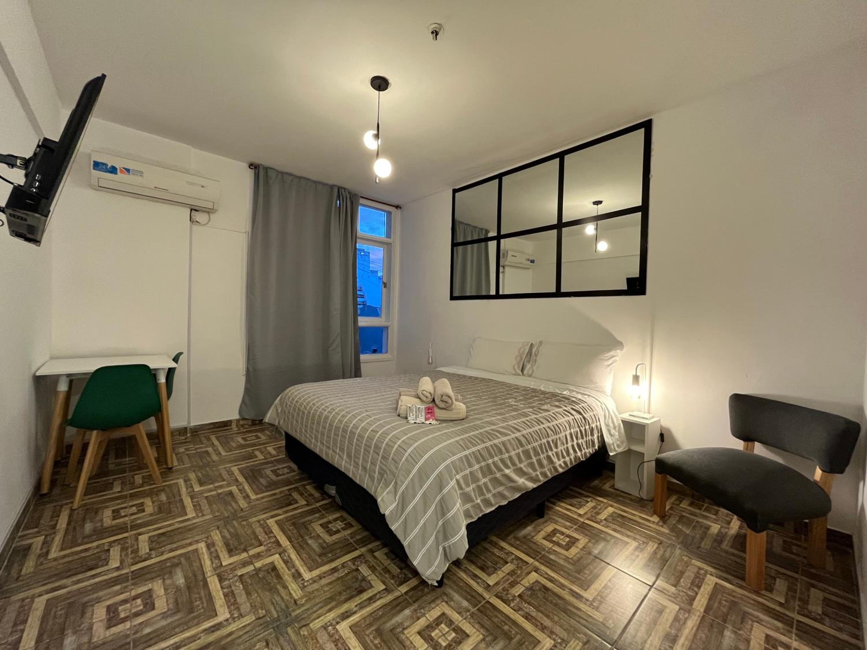 Obelisk Apartment Studio