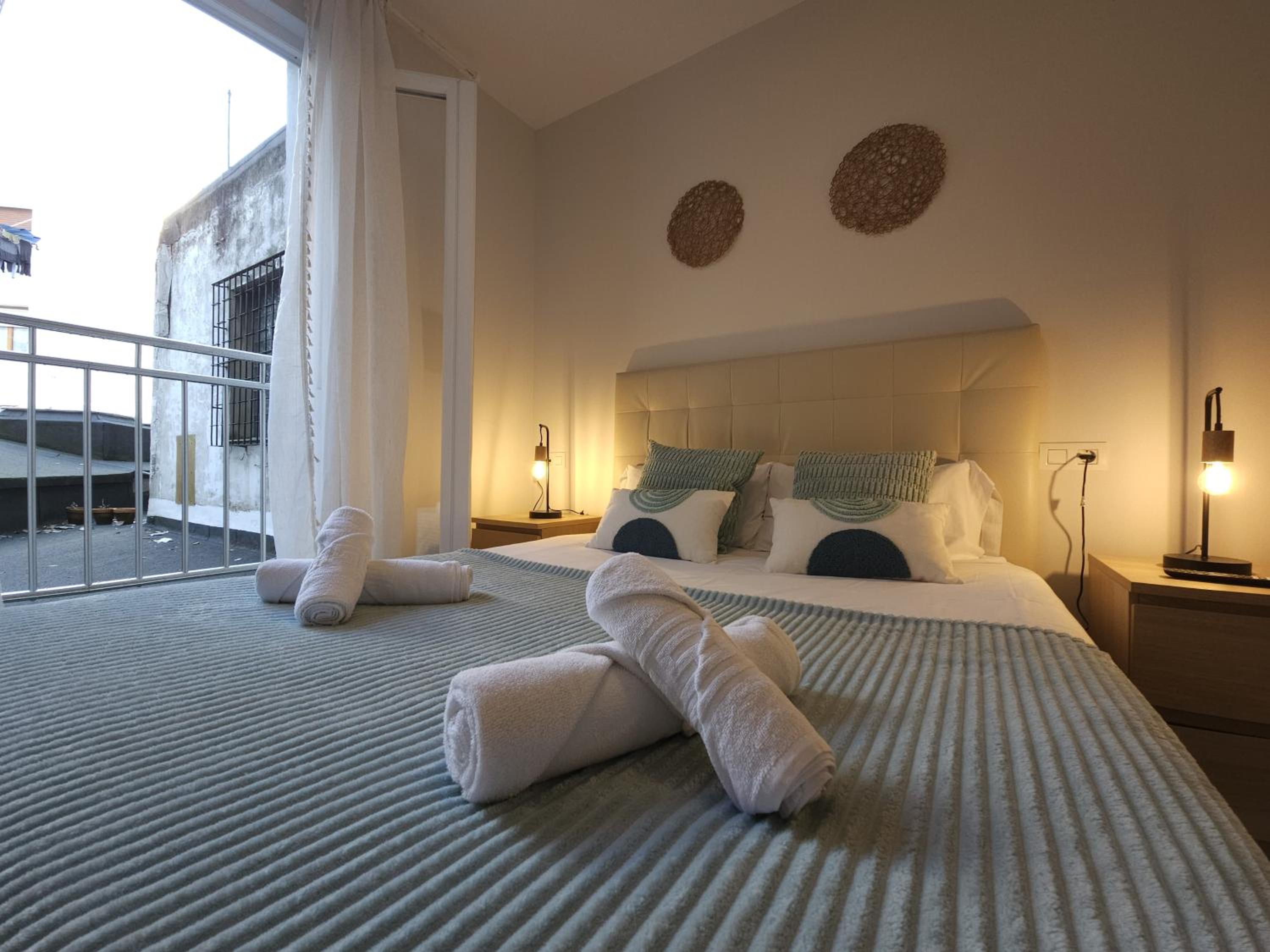 Viana Vivienda Turística moderna y reformada con WiFi