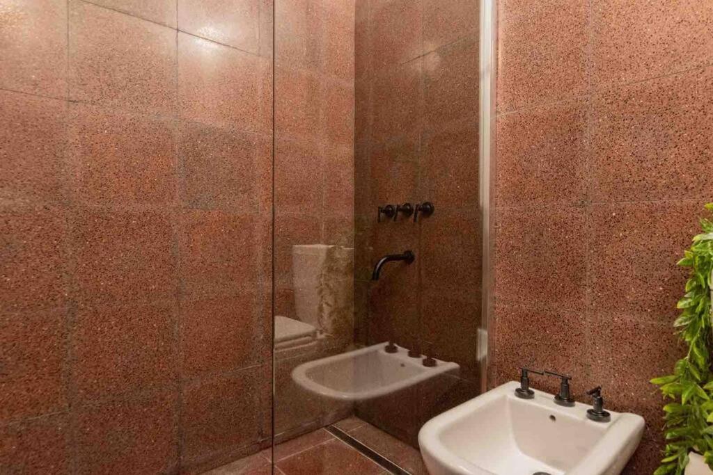 La mejor ubicación Palermo Soho prox a Embajada USA La Rural HERMOSO Apartamento totalmente reciclado para 2 a 4 pers