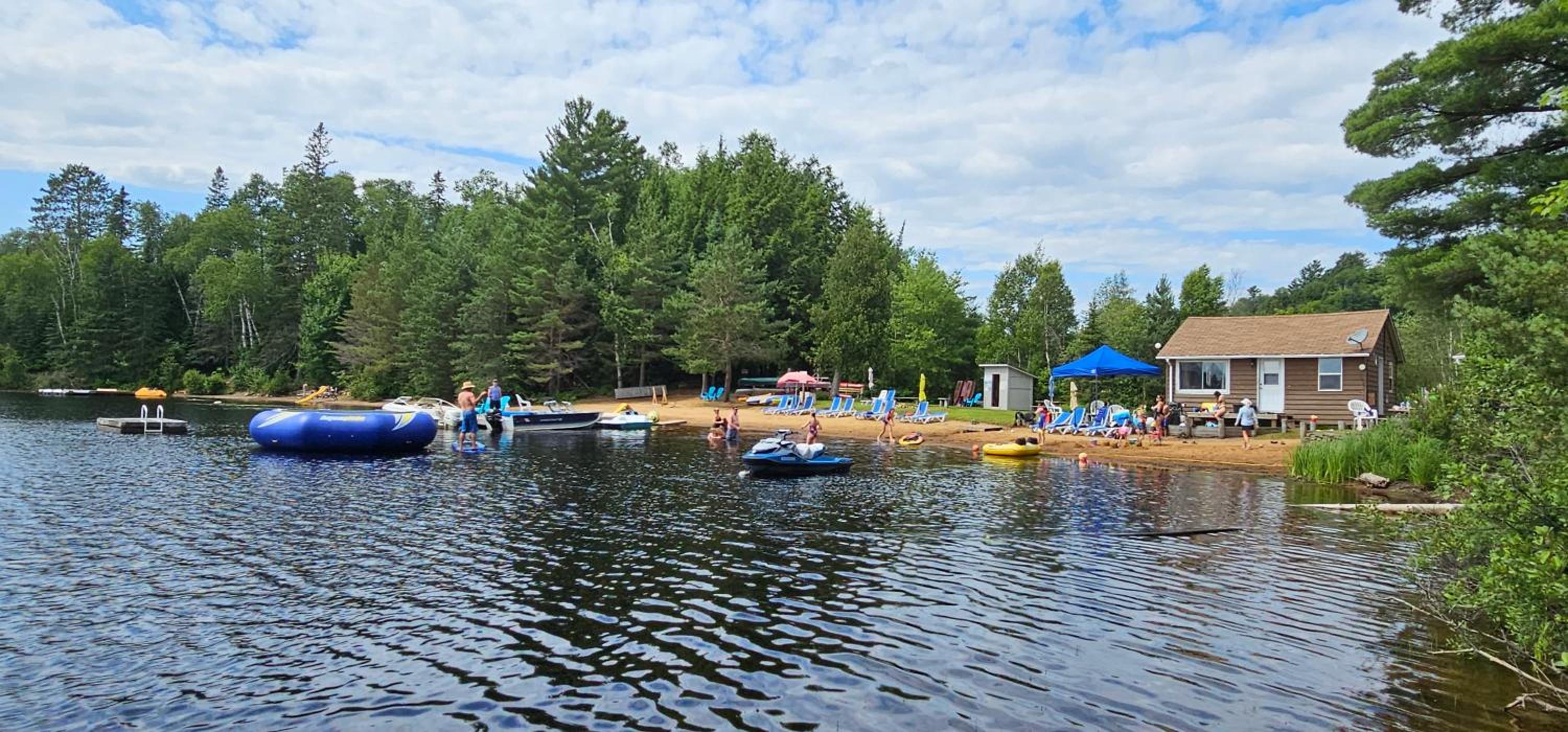 Parkway Cottage Resort and Trading Post view 3