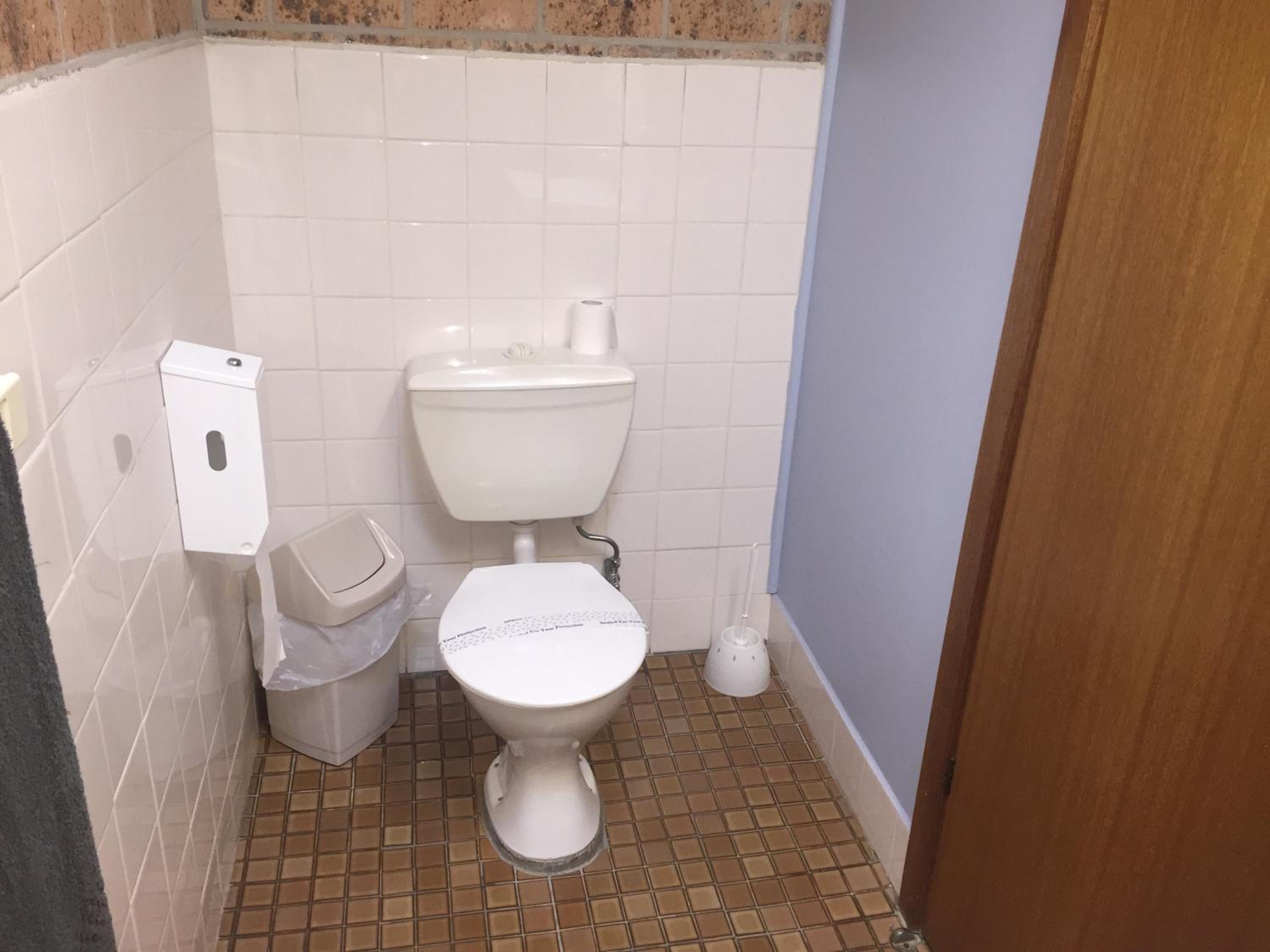Photo 18
