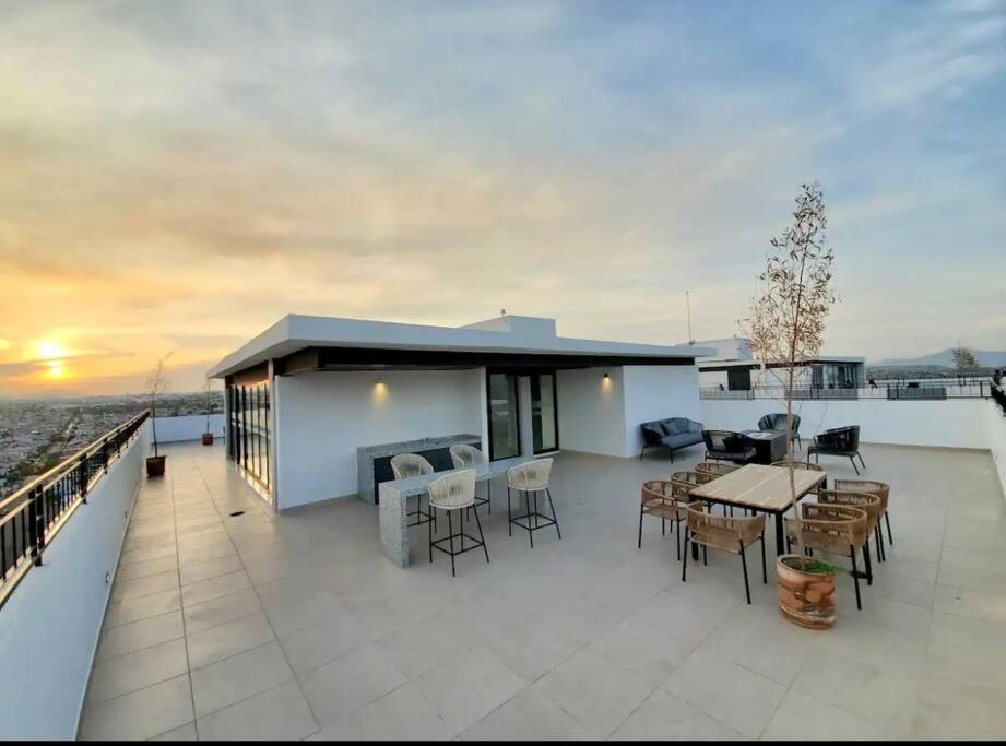 Acogedor nuevo condominio