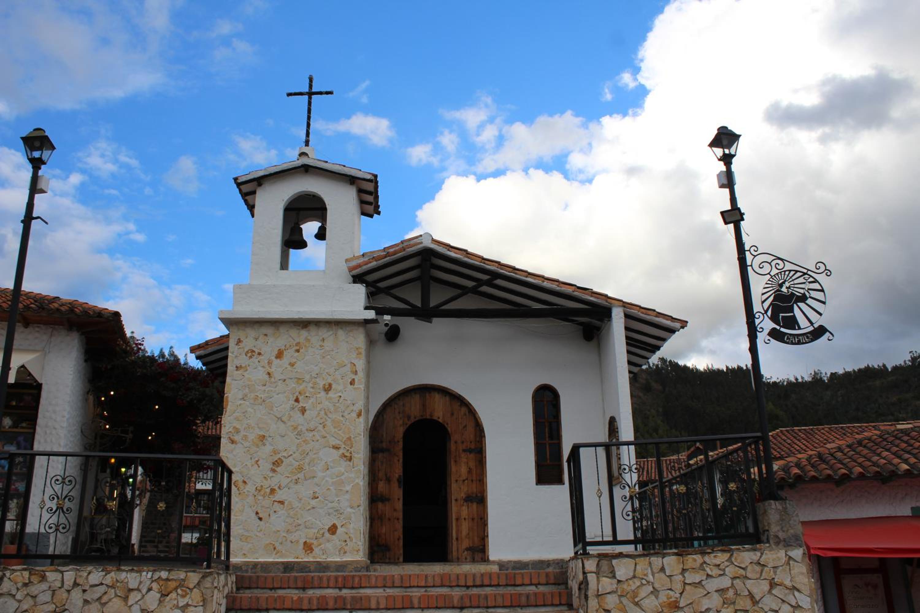 Casa Mostaza Pueblito Boyacense