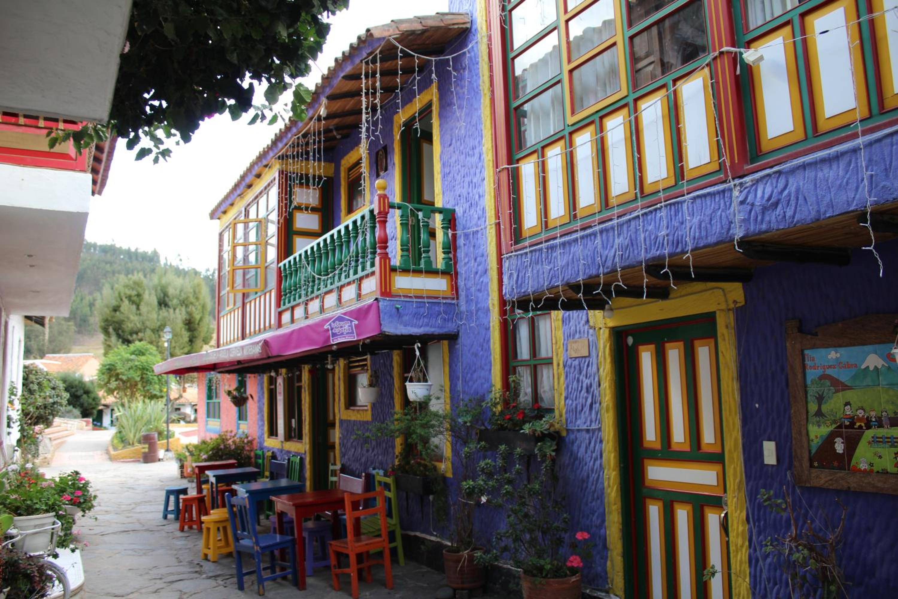 Casa Mostaza Pueblito Boyacense