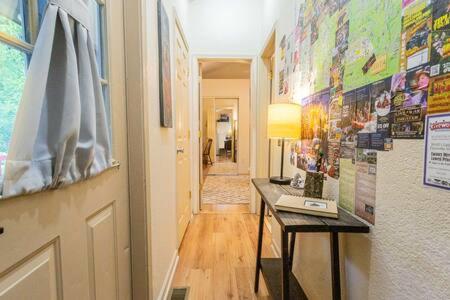 LODGE G SASQUATCH LODGES Sleeps 13 view 5