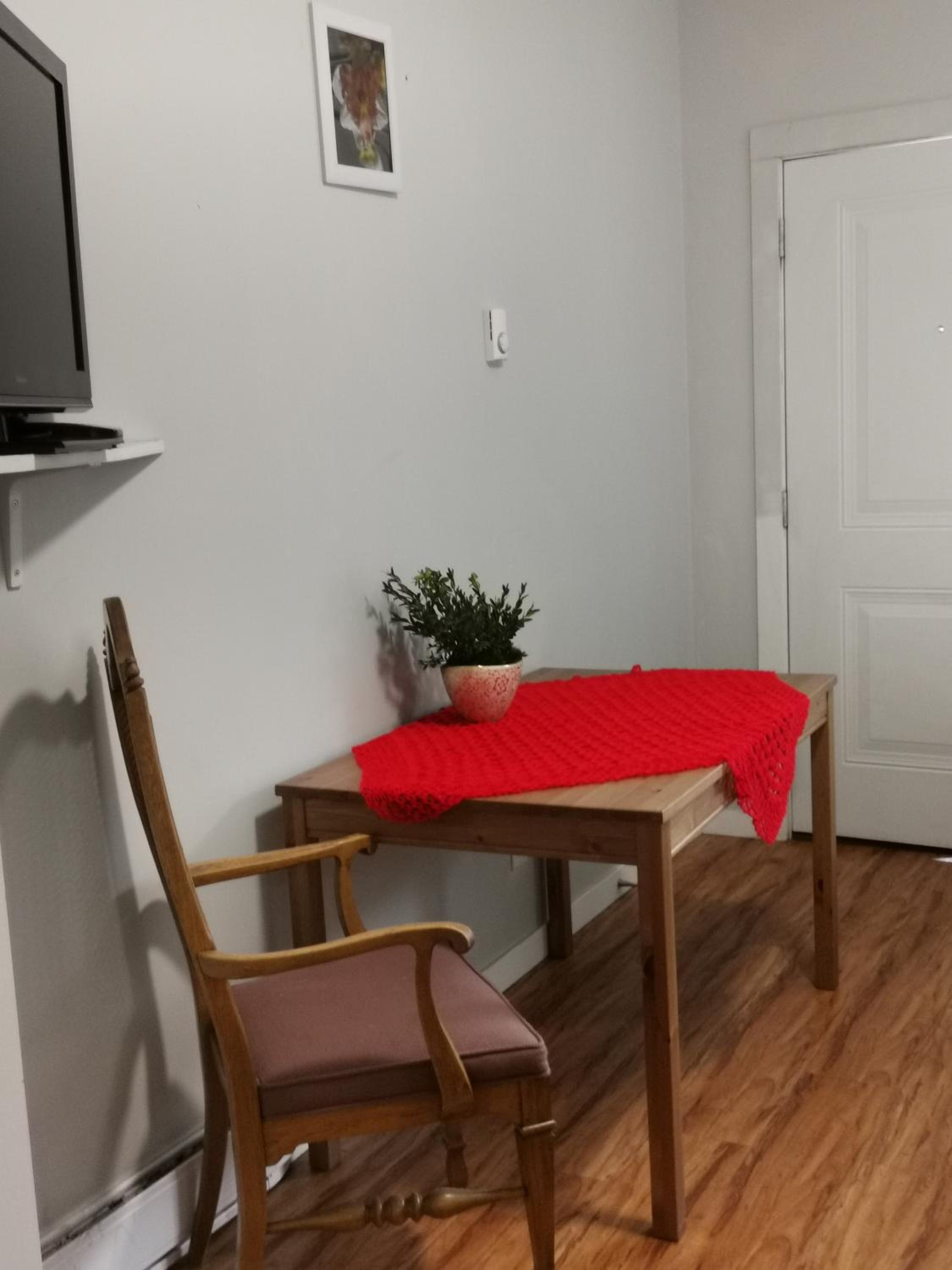 Coquihalla Motel - Image 5