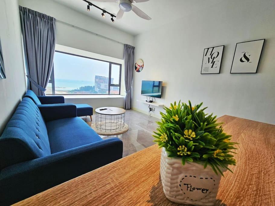 Chill & Healing • 2bedroom Staycation #Fully Seaview #PrivateBathtub #ImperioResidence photo 1