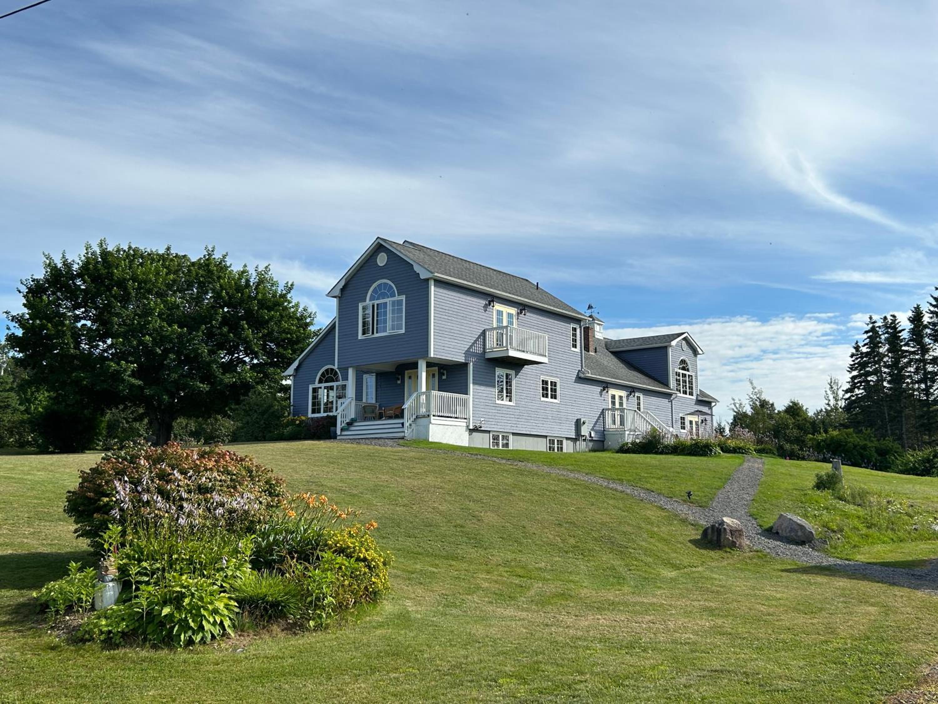 Tides Inn Guest Suites