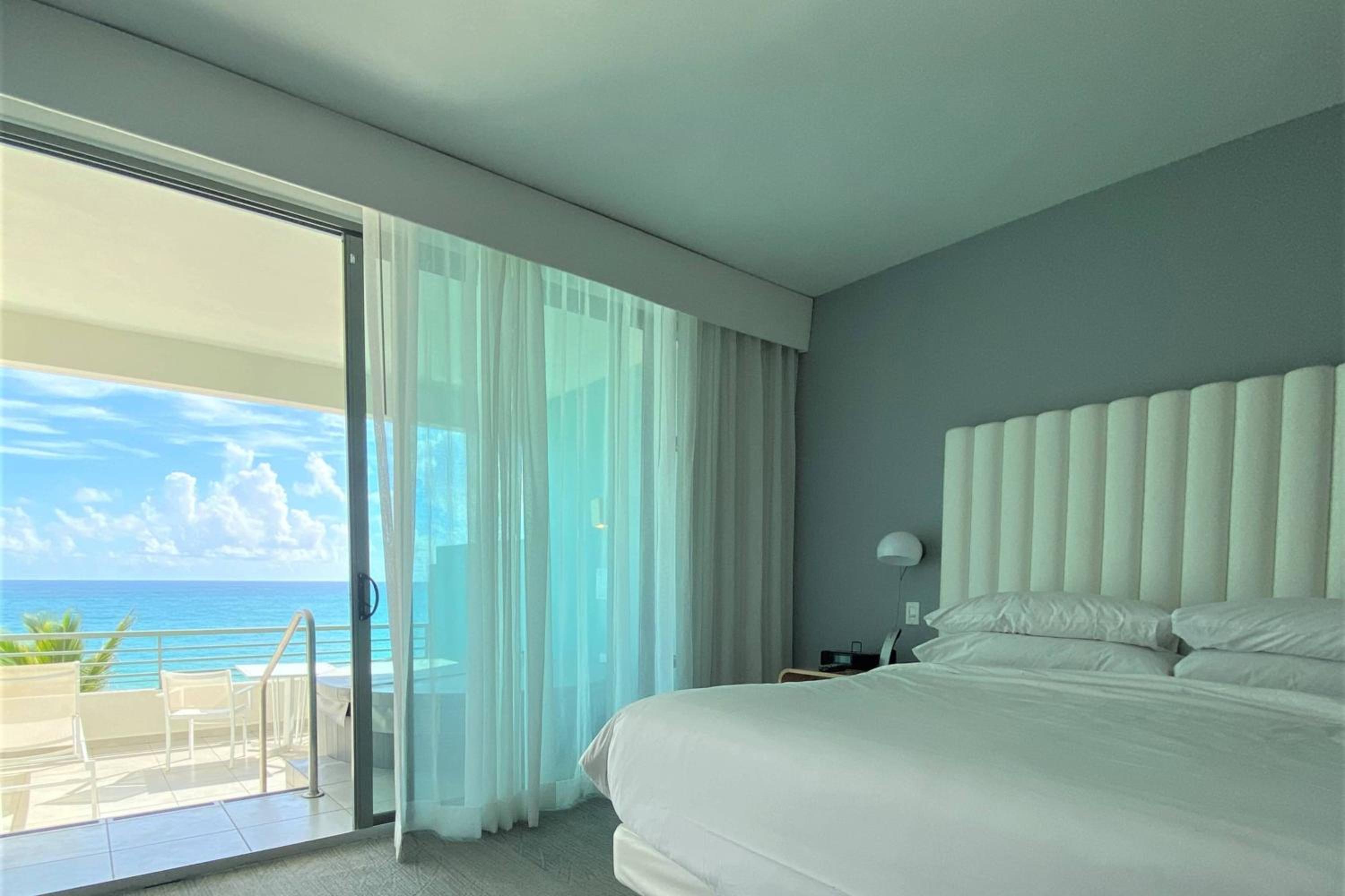 La Concha Renaissance San Juan Resort - Property Image 44
