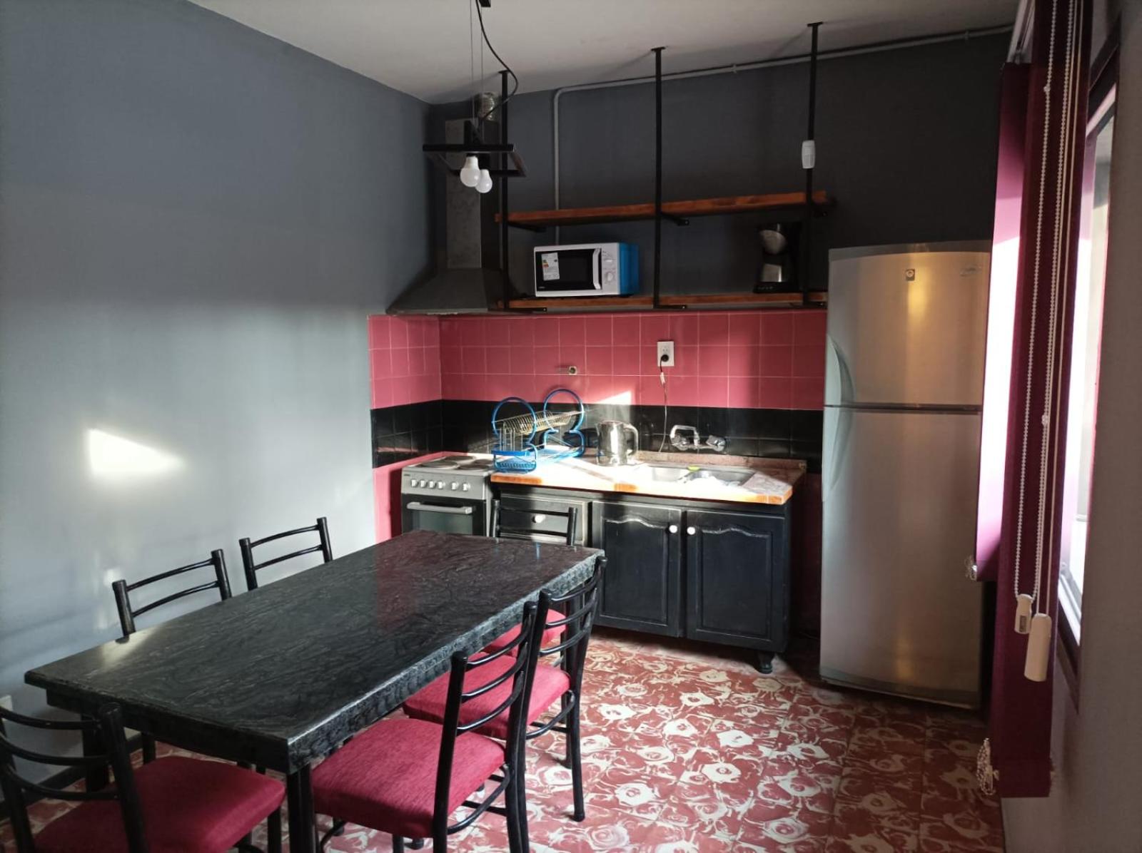 Casa Centro Mendoza 8 Personas 3 vehículos Parque Central