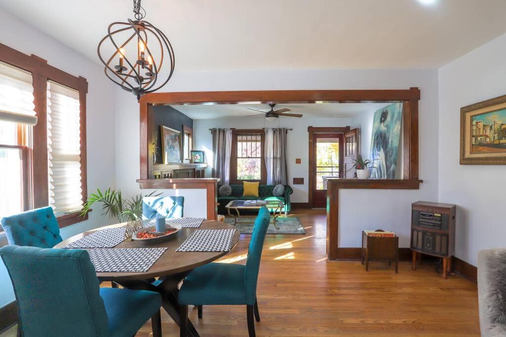 Classic Denver bungalow steps from coffee, parks and restaurants view 2
