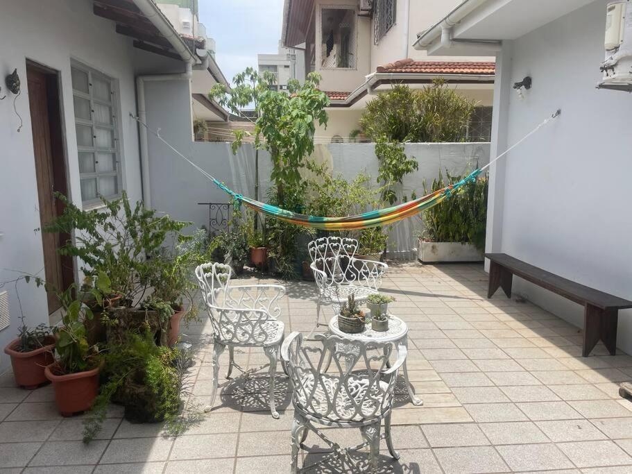 Casa na Ilha - próximo ao Shopping Villa Romana e Terminal Ti-Tri