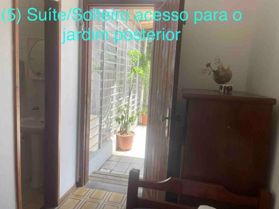 Casa na Ilha - próximo ao Shopping Villa Romana e Terminal Ti-Tri
