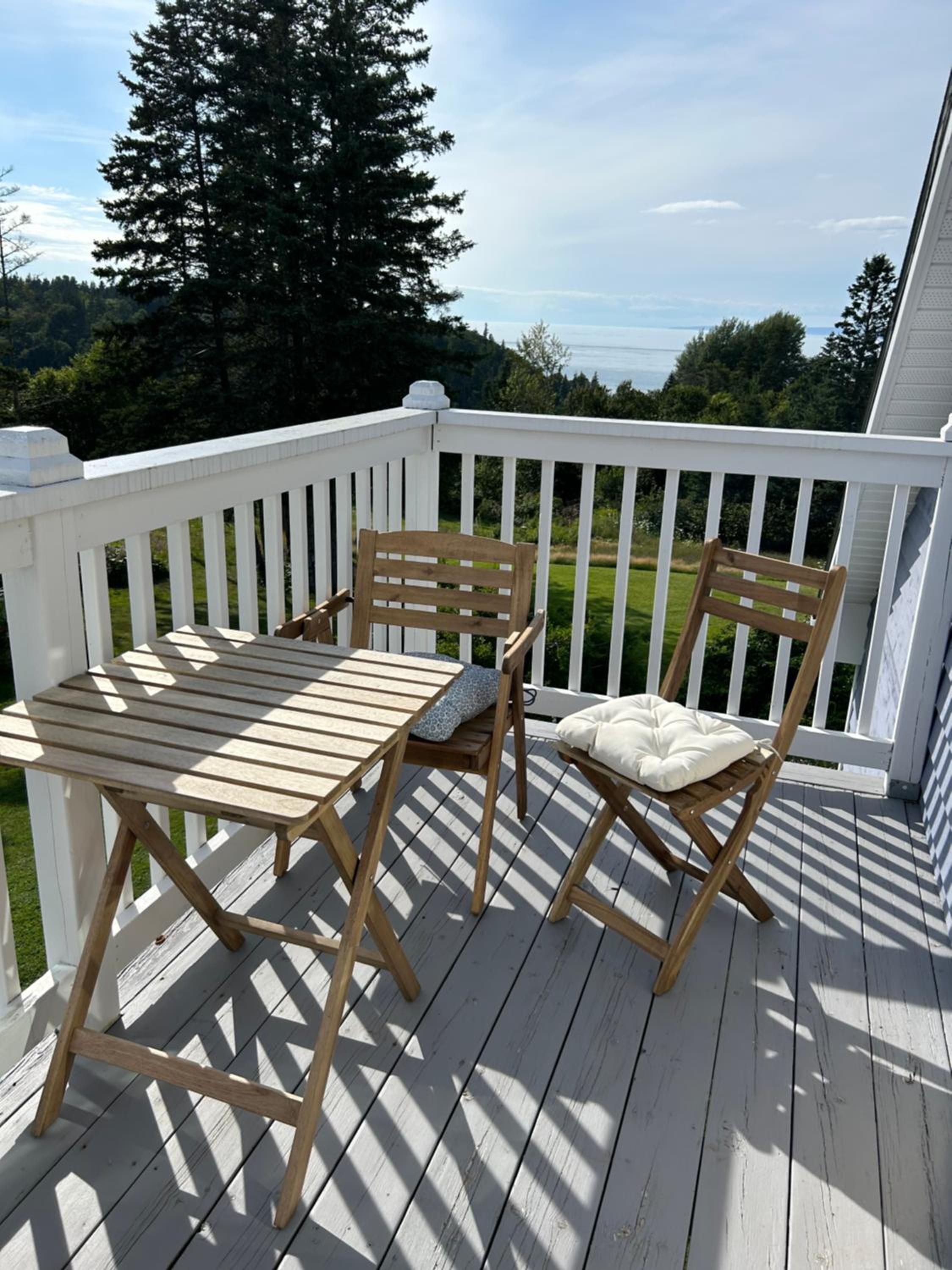 Tides Inn Guest Suites