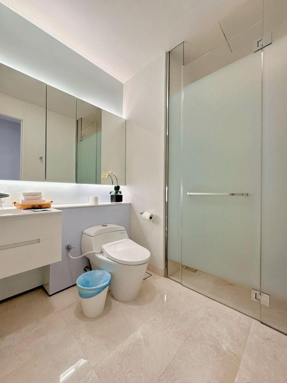 Tropicana The Residences KLCC CozeeStay