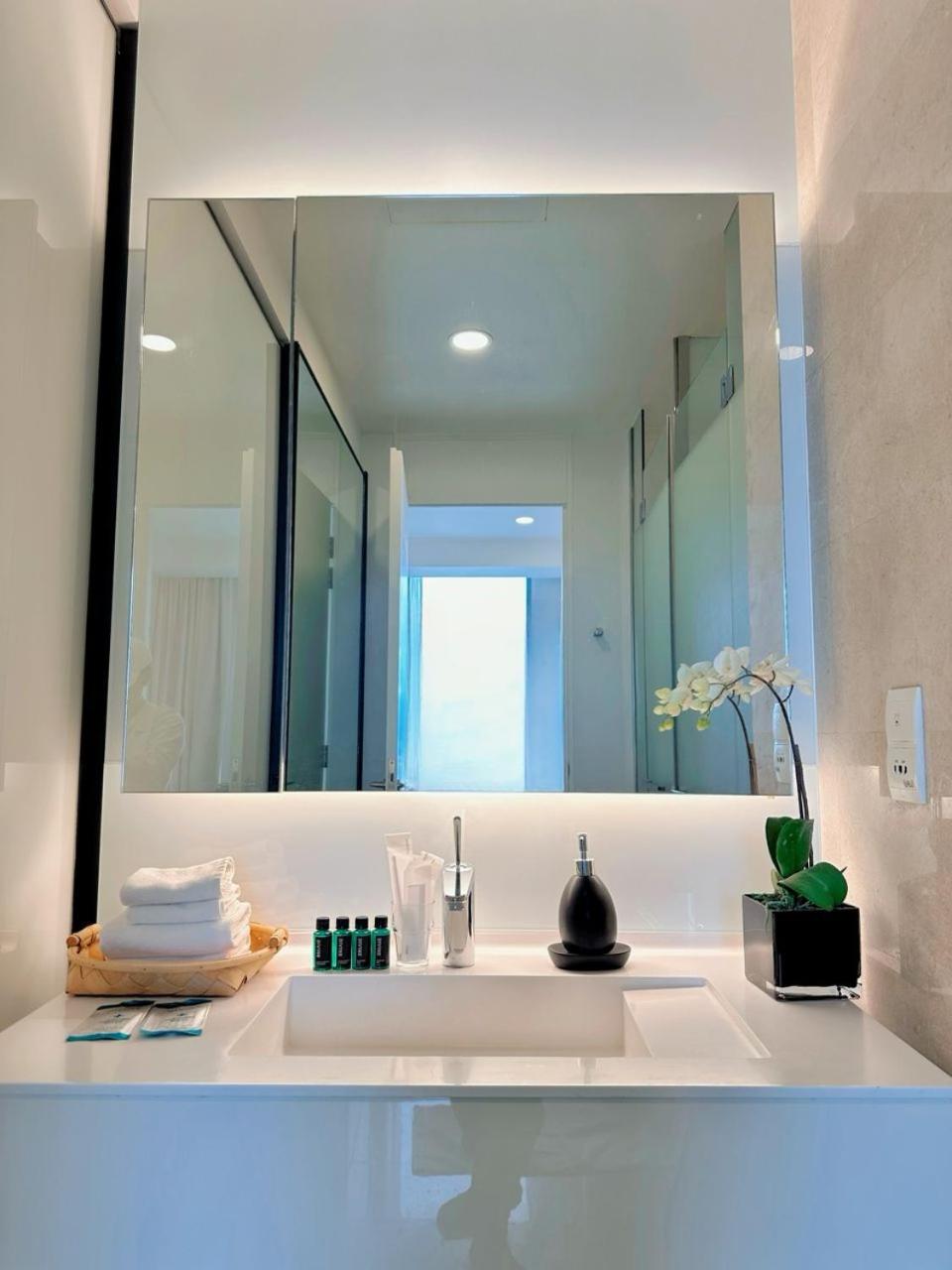 Tropicana The Residences KLCC CozeeStay