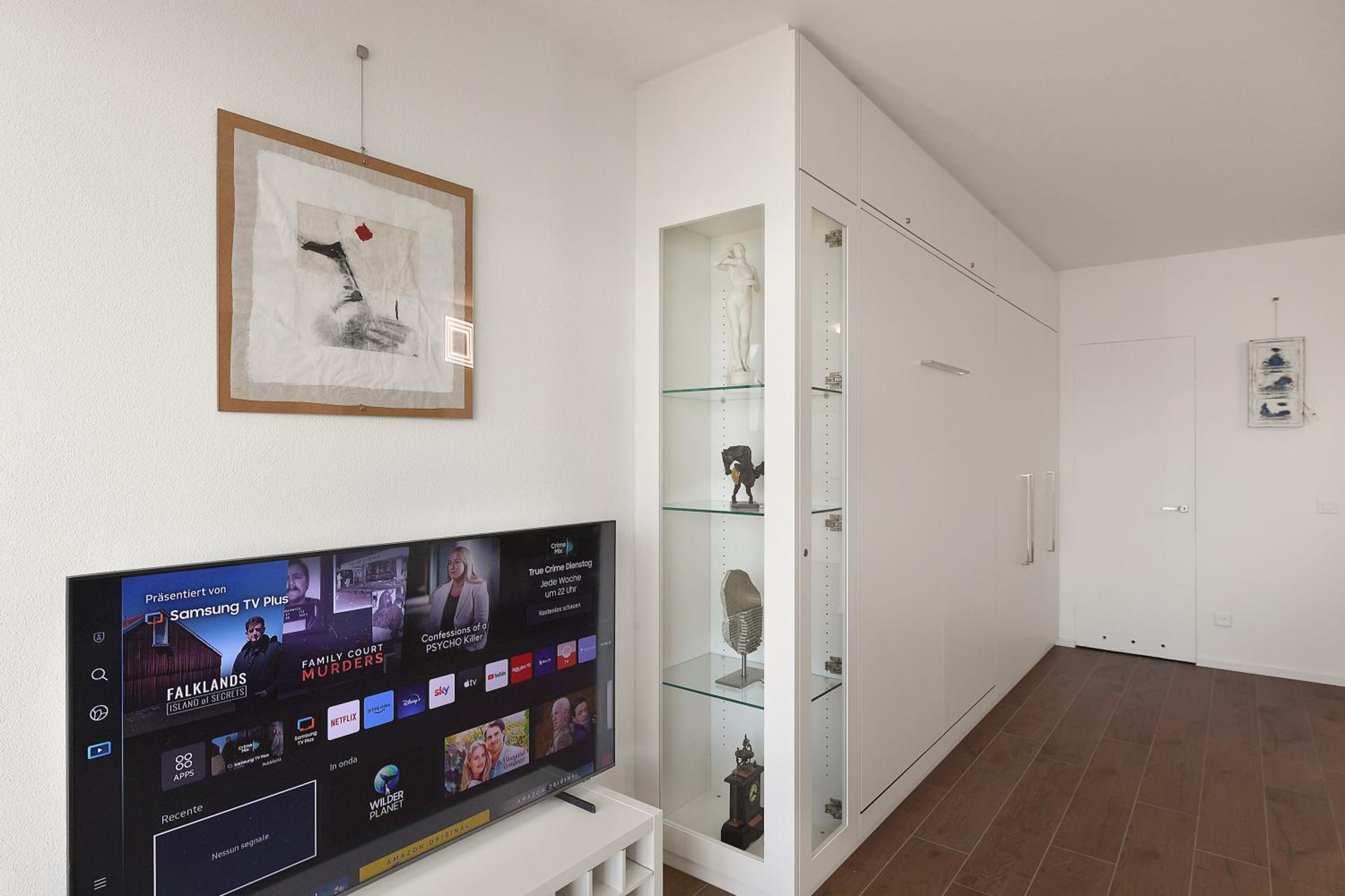 View and Art - Happy Rentals
