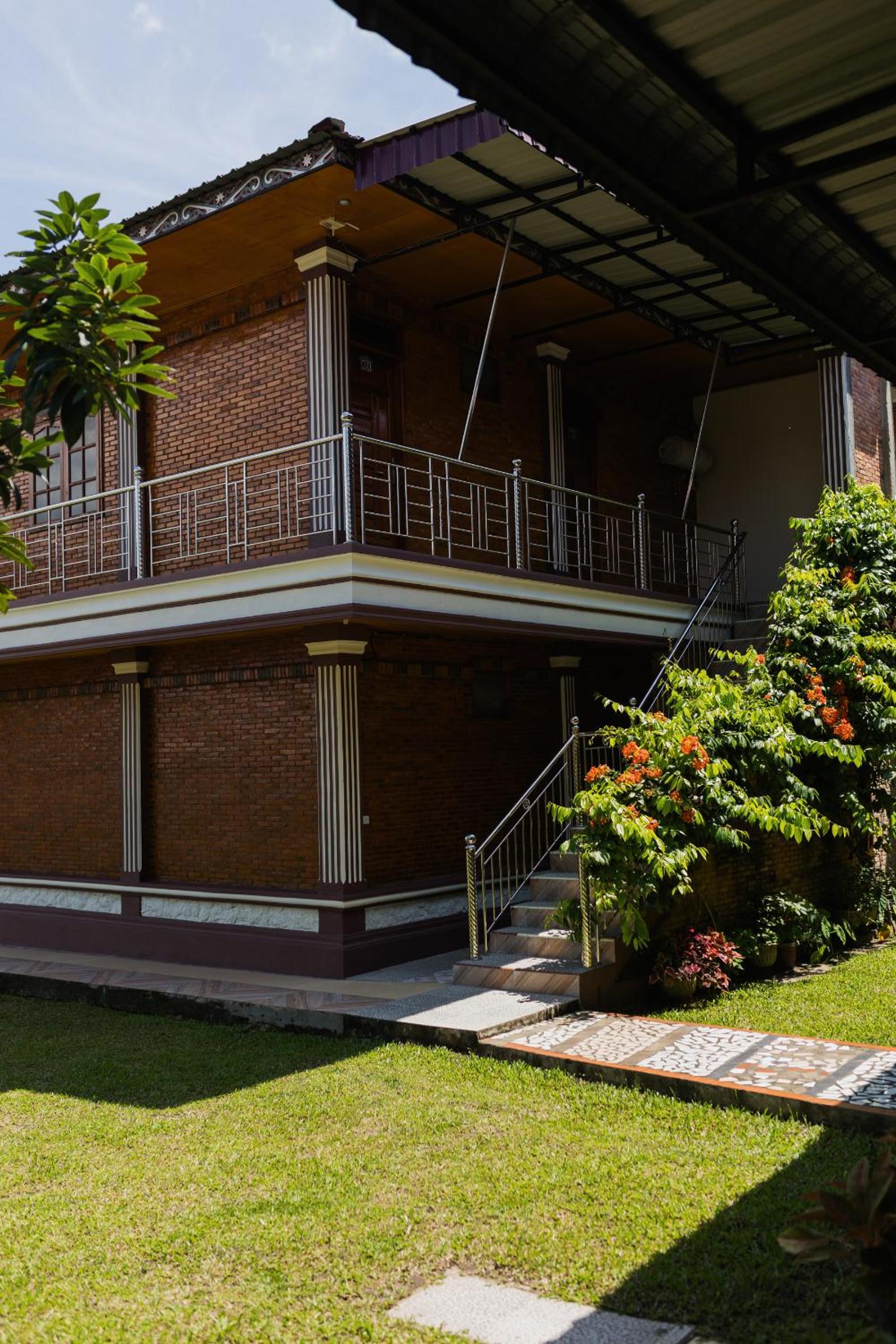 Gokhon Guest House