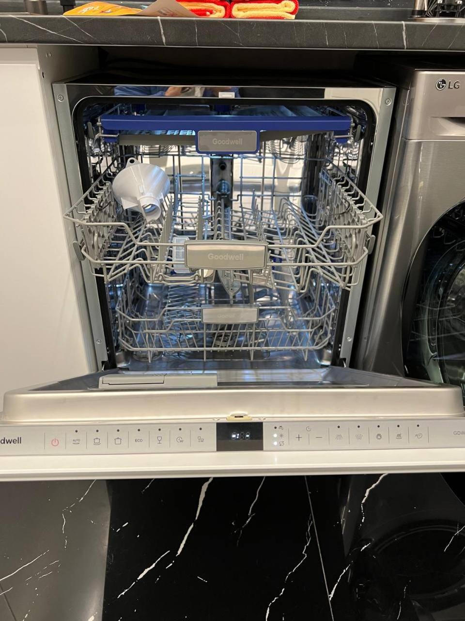 Hi-Tech Apartment
