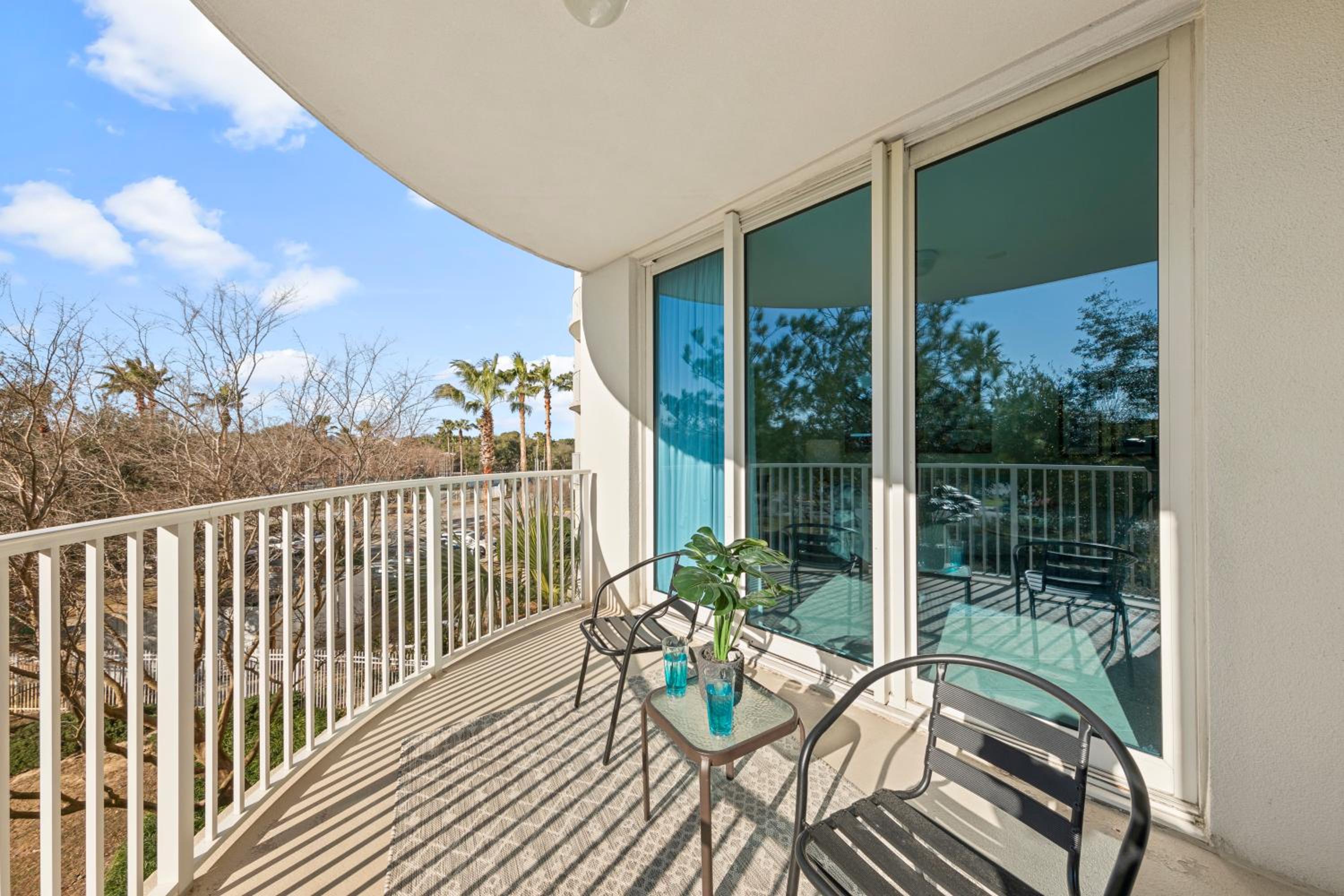 Hotel Entire Condo - Palms of Destin Paradise - Image 1