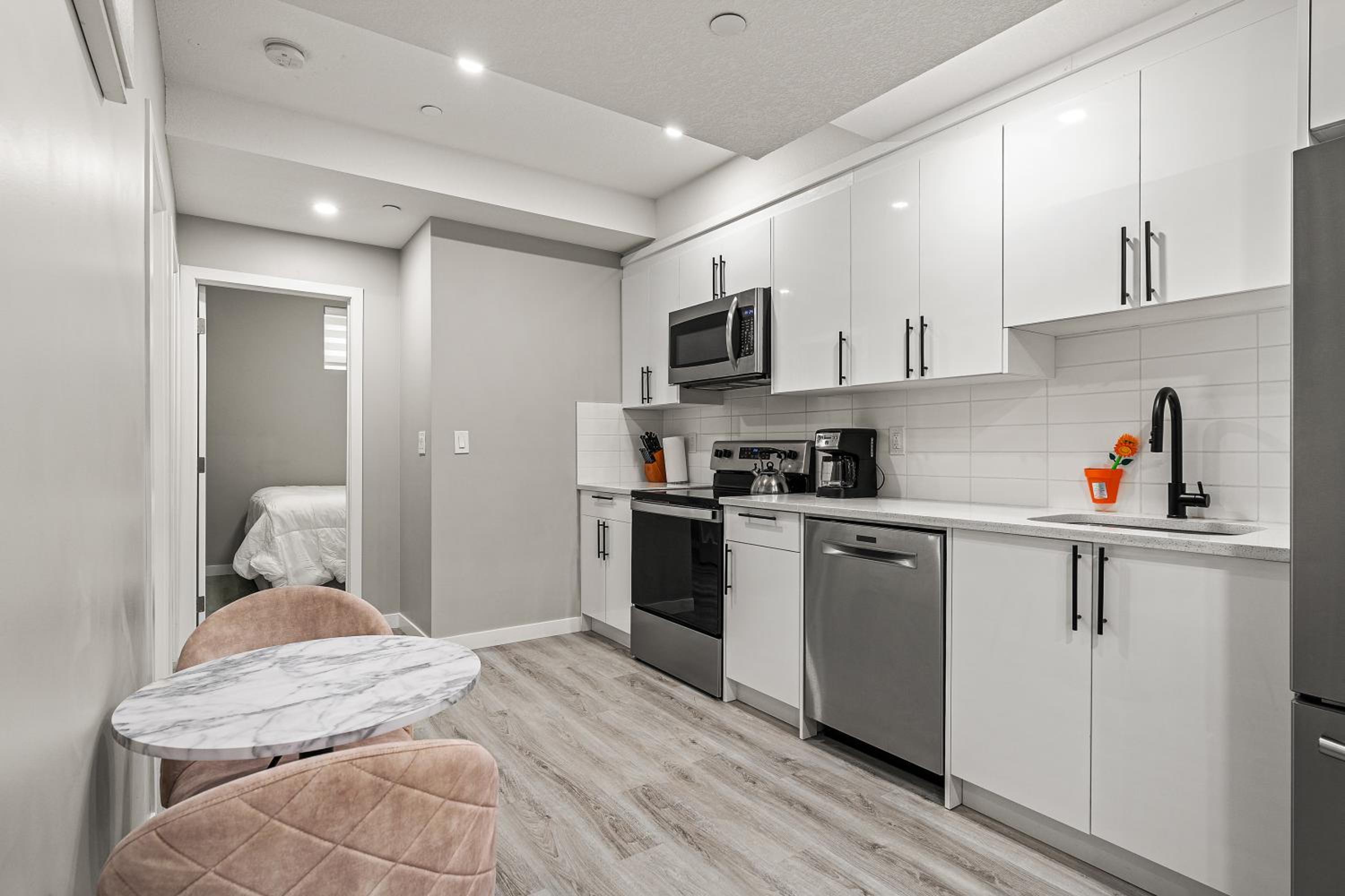 2 Bedroom, 3 bed Legal Suite