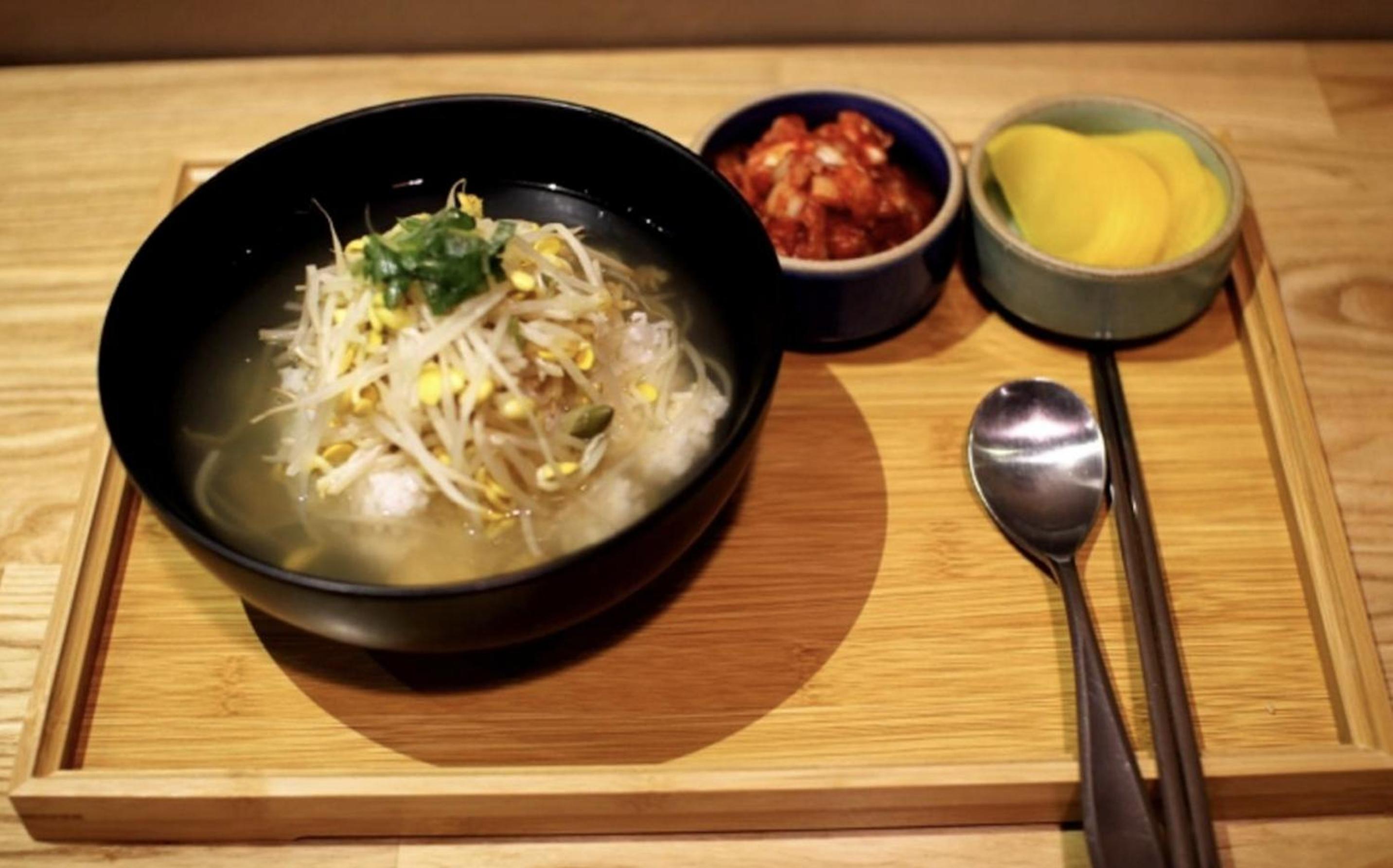 Masan Almond Hotel