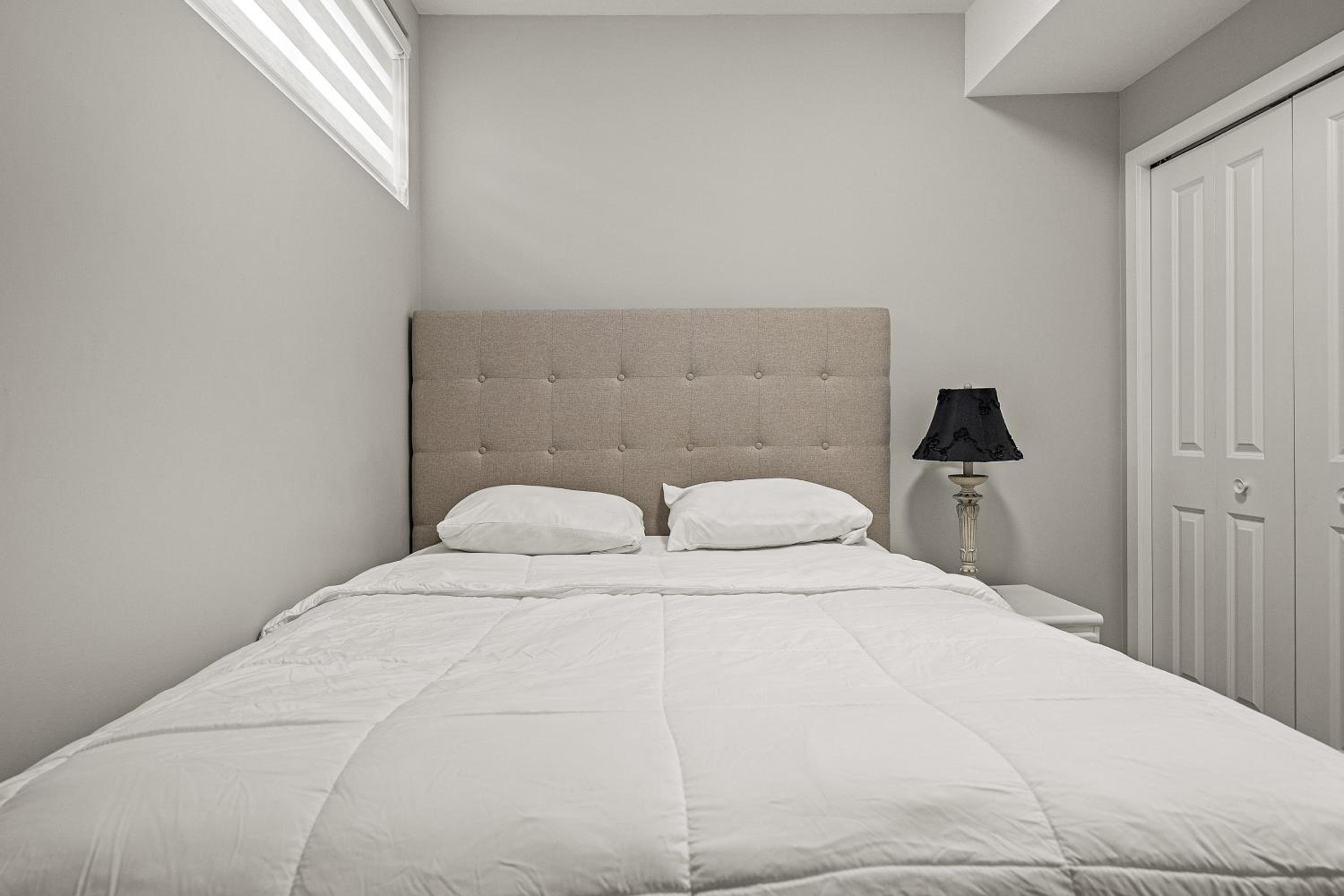 2 Bedroom, 3 bed Legal Suite