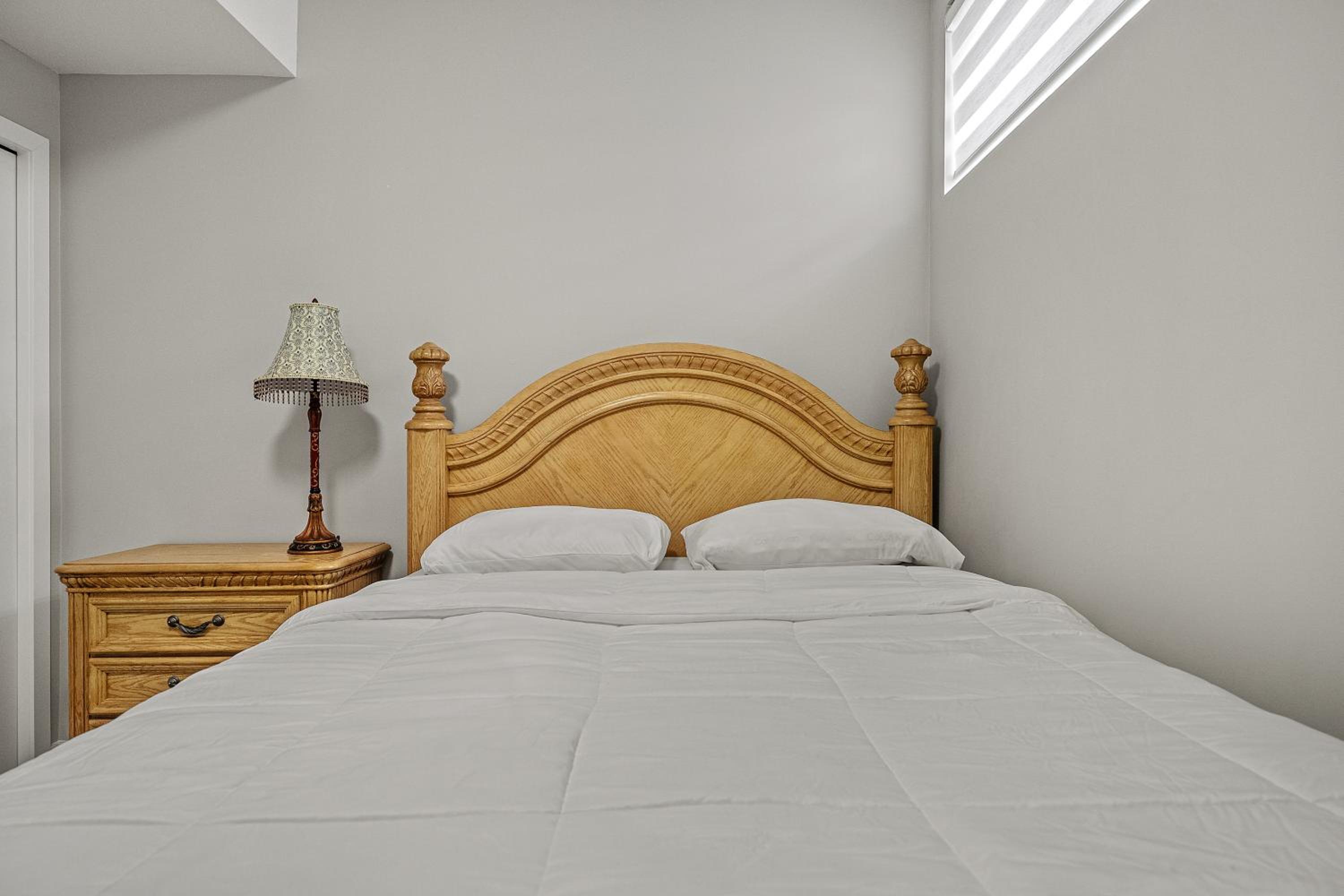 2 Bedroom, 3 bed Legal Suite