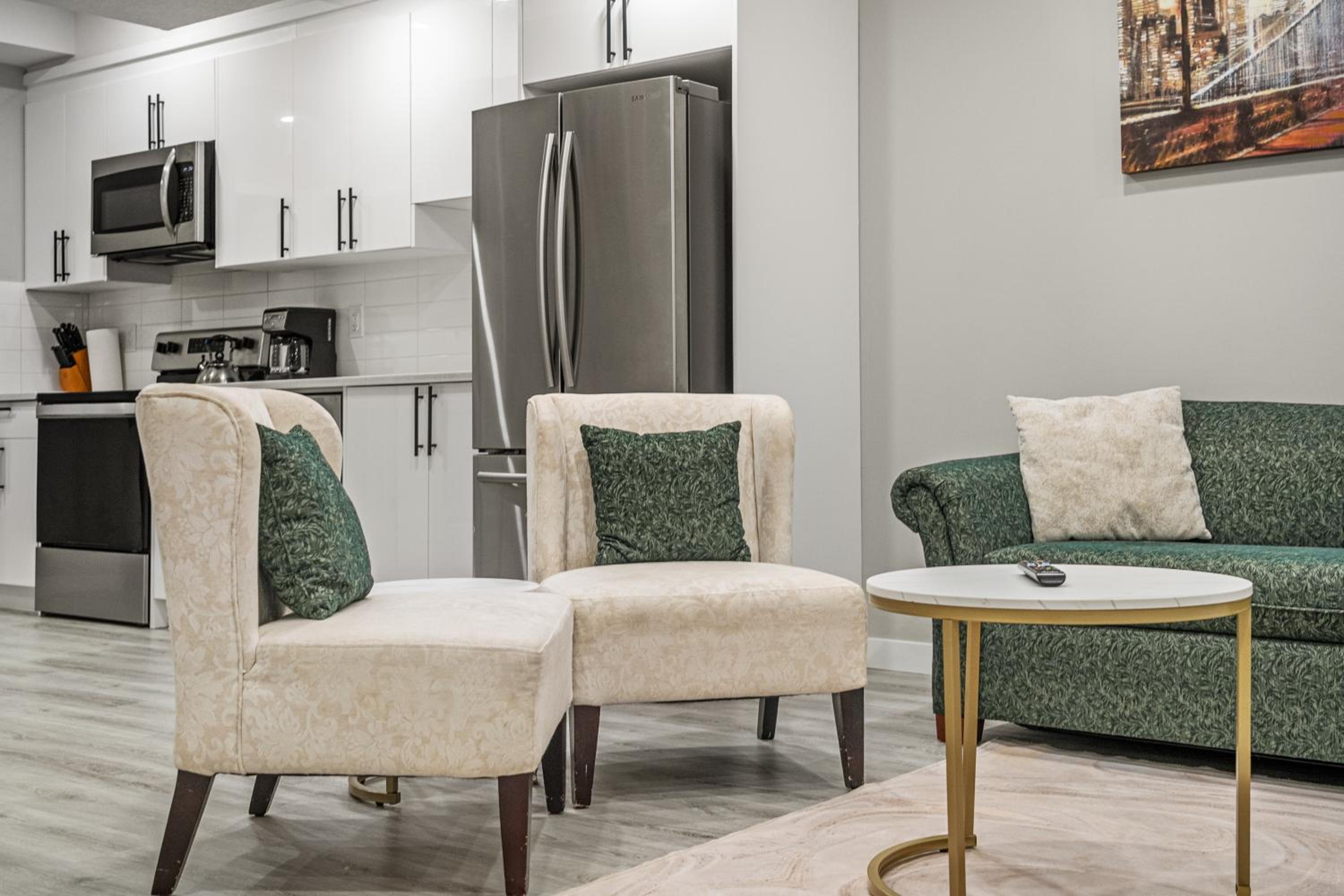2 Bedroom, 3 bed Legal Suite