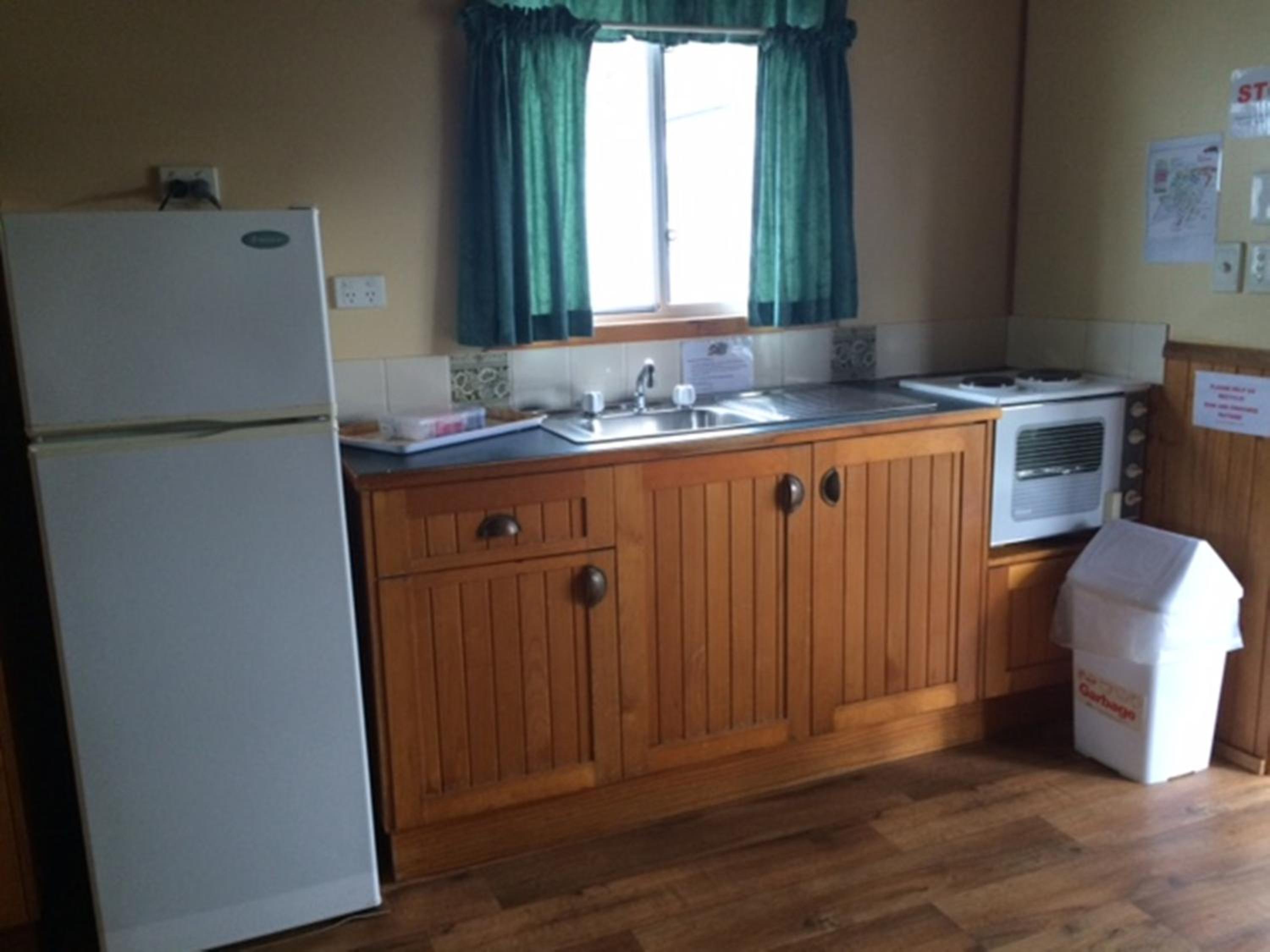 Smugglers Cove Holiday Village