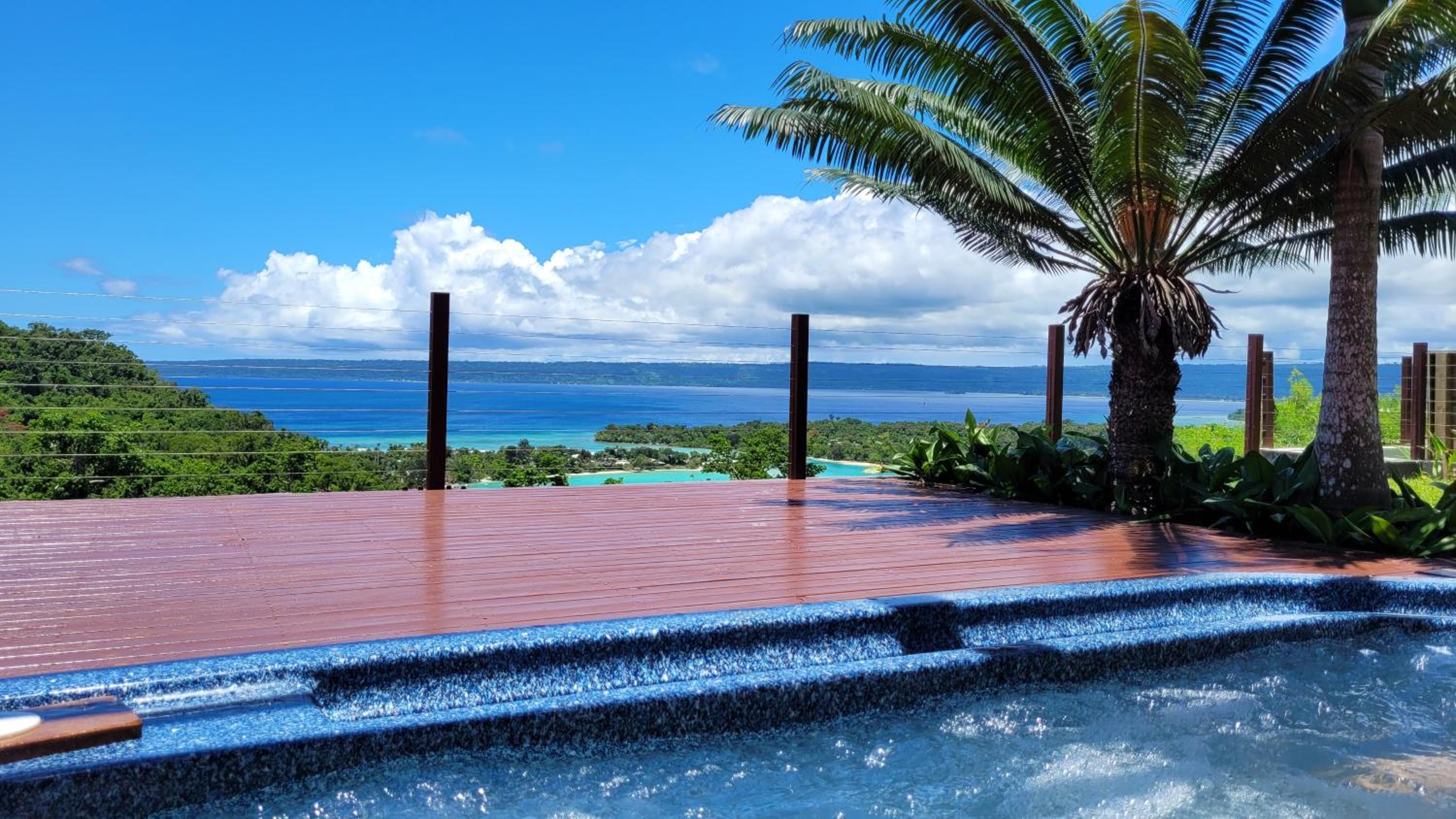 Longview - stunning views, sleeps 8 view 3