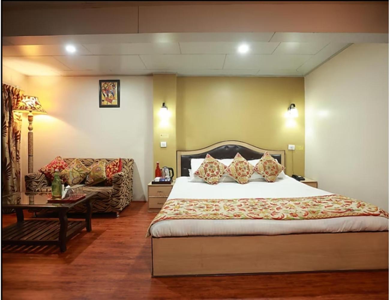Hotel Aala Residency, Srinagar view 4