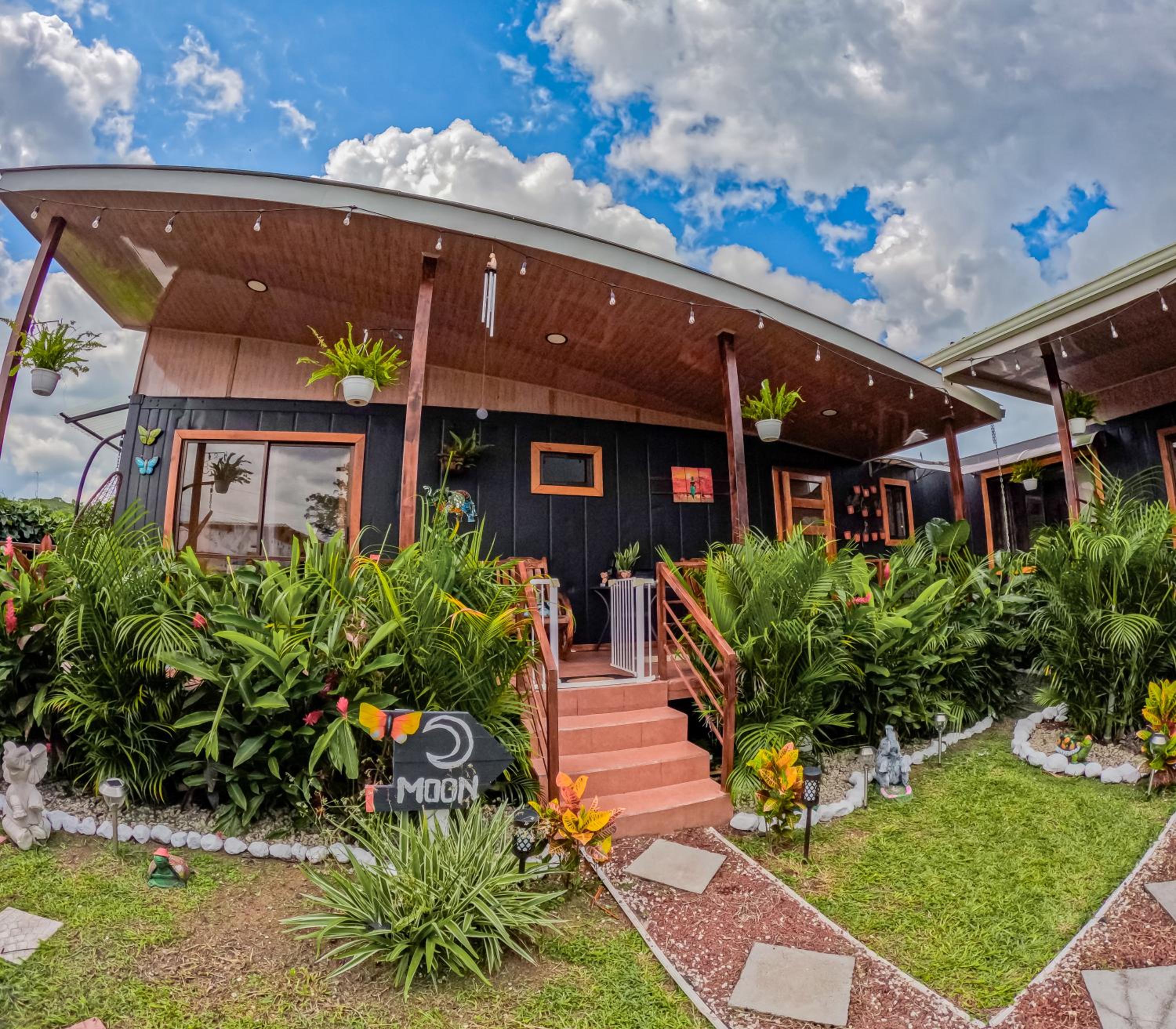 Arenal Tiny Houses - MOON