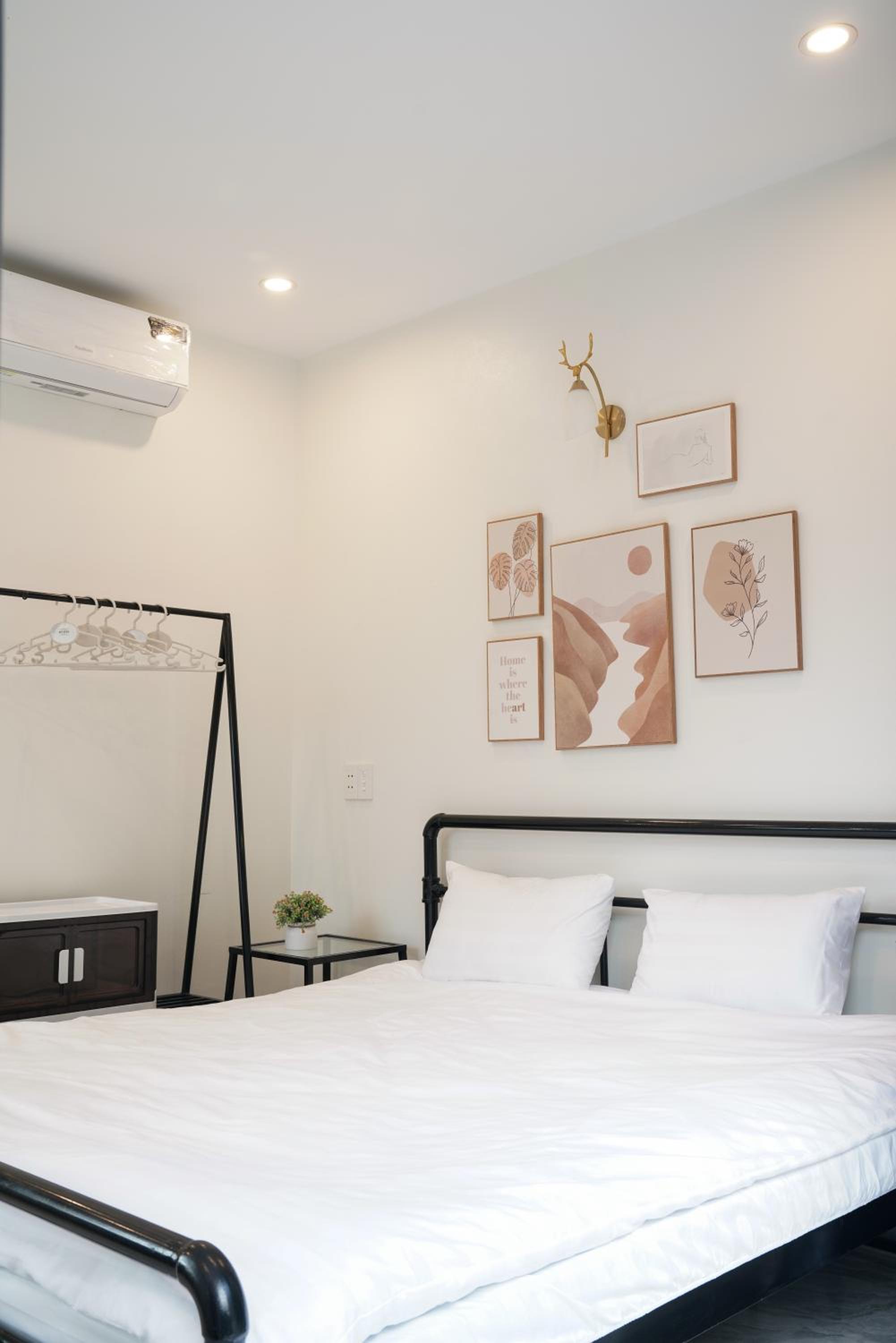 Strawberry Ha Giang Loop Tour, Motorbike Rental & Rooms view 5