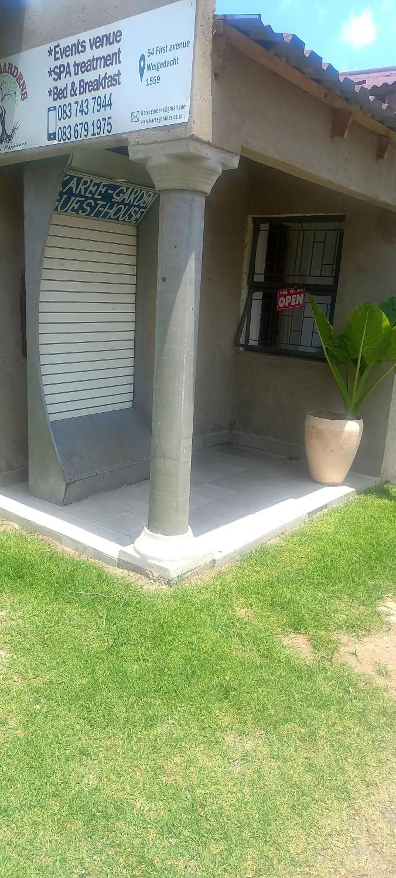 Photo 10