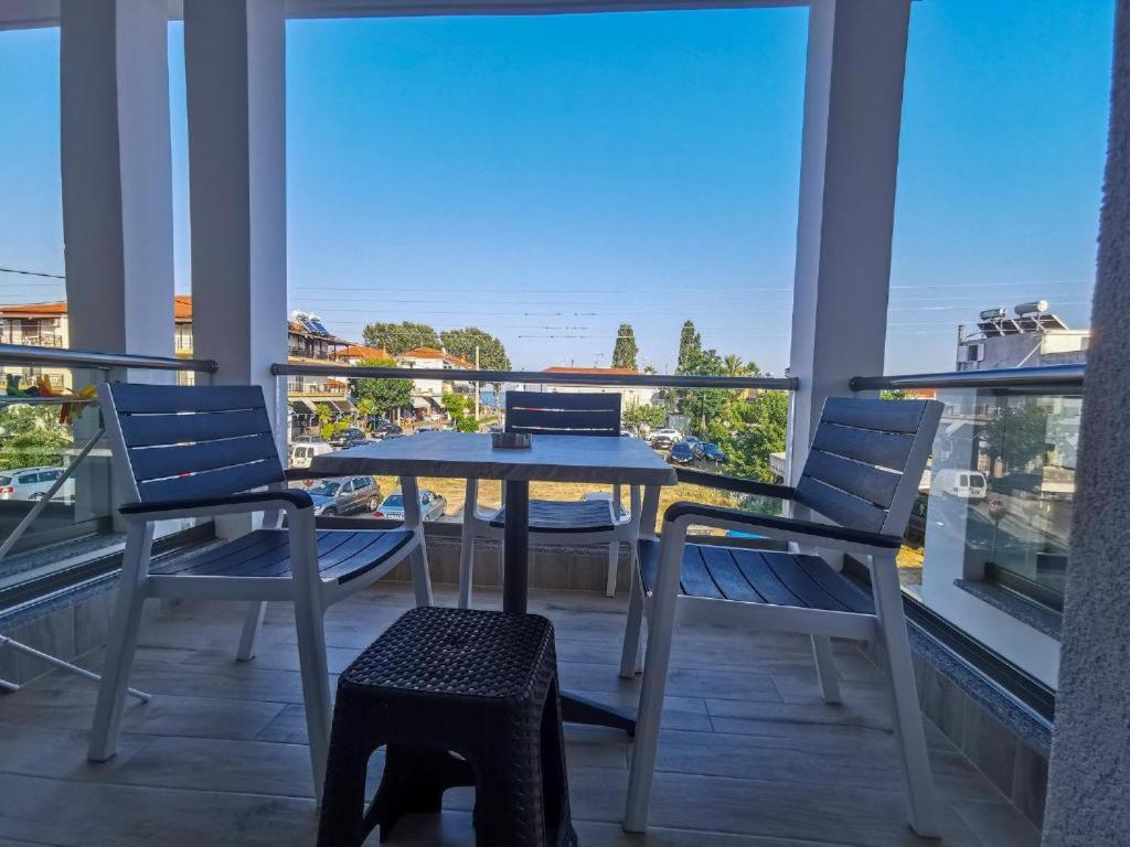 Armonia Luxury Suites