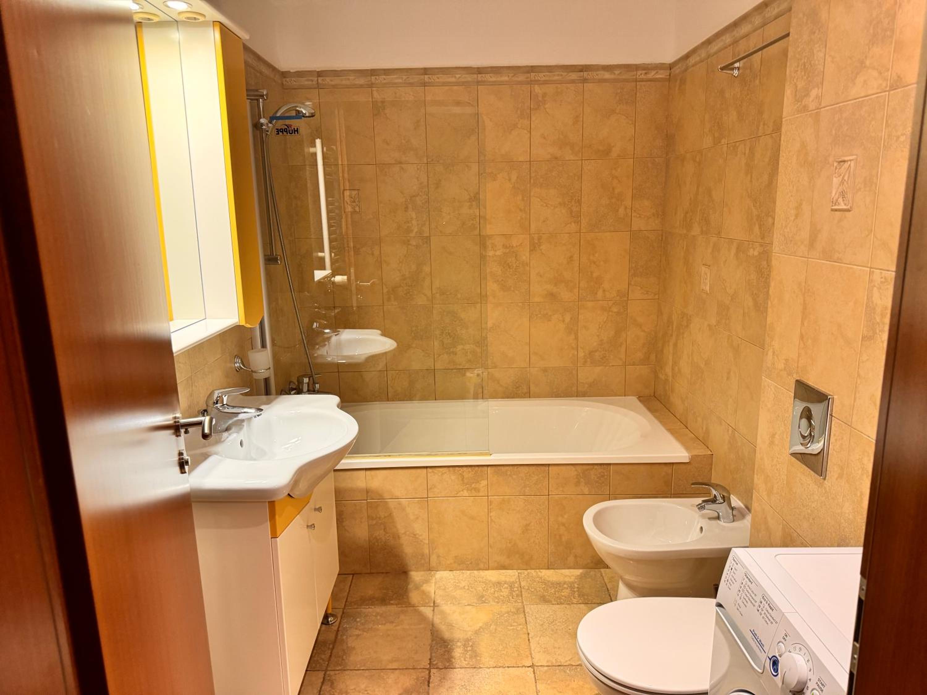 SunshineSkiApartView