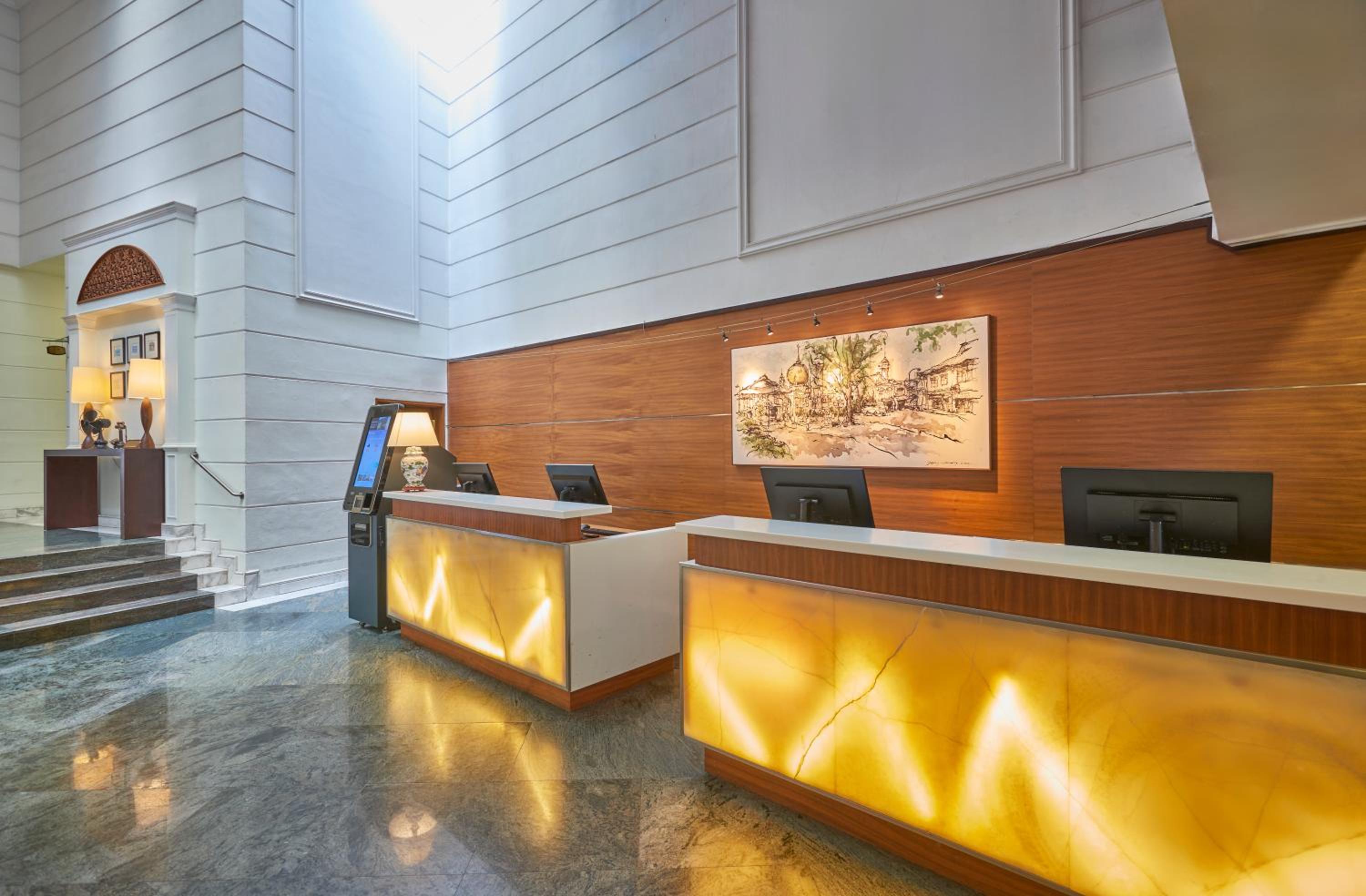 Village Hotel Albert Court by Far East Hospitality-2