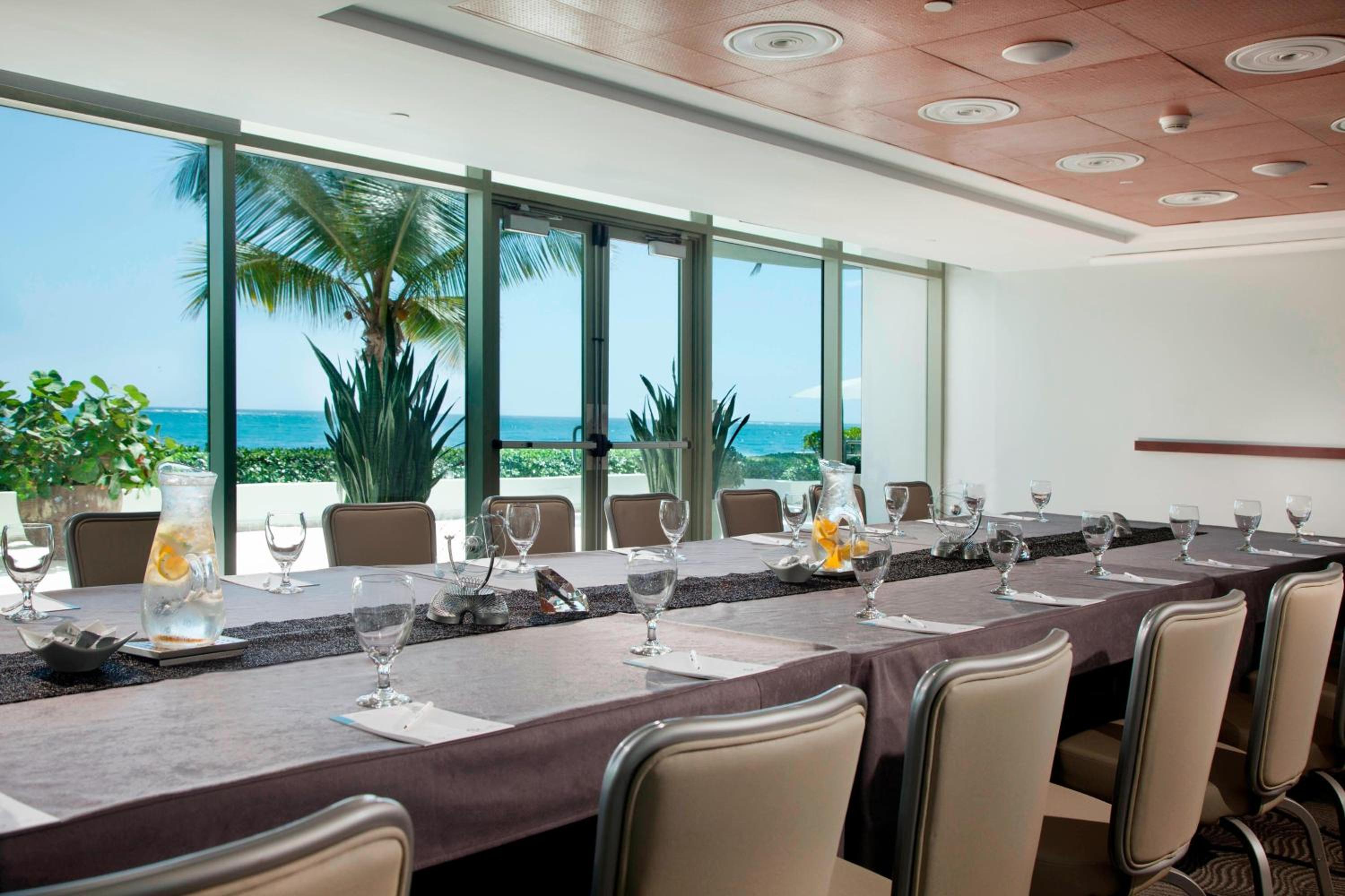 La Concha Renaissance San Juan Resort - Property Image 29