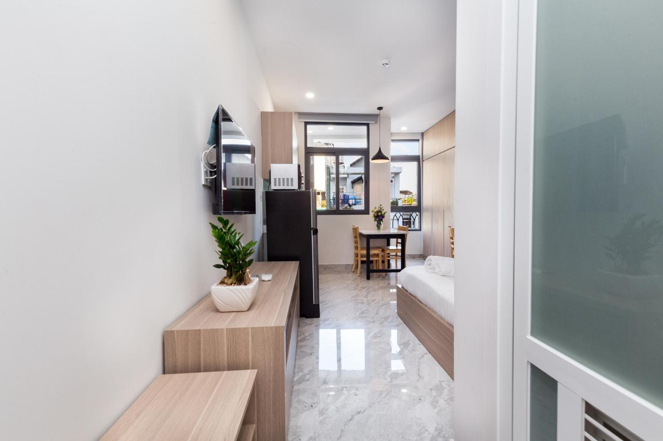 YOURS Apartment - Airport