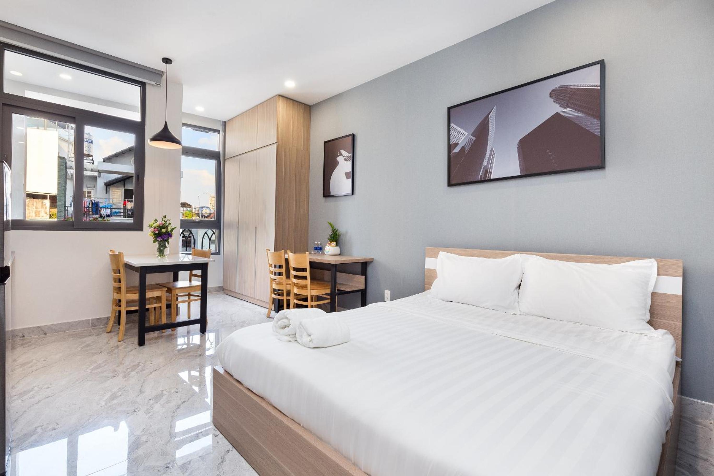 YOURS Apartment - Airport
