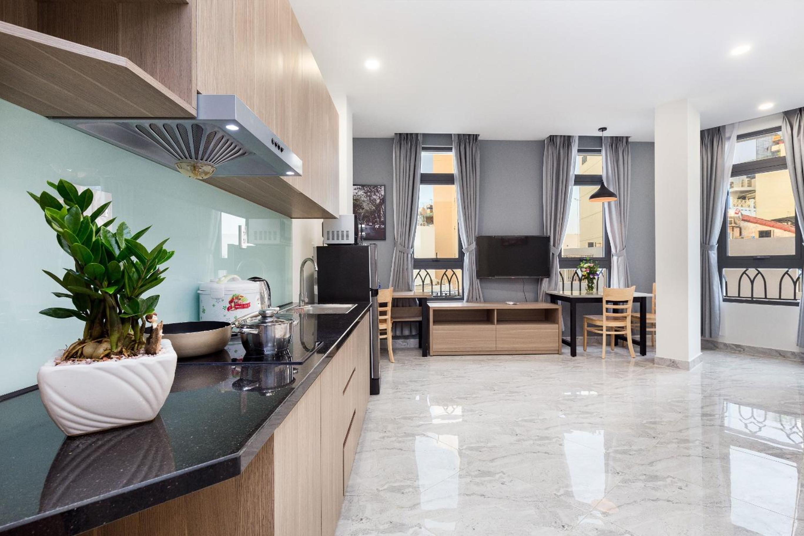 YOURS Apartment - Airport