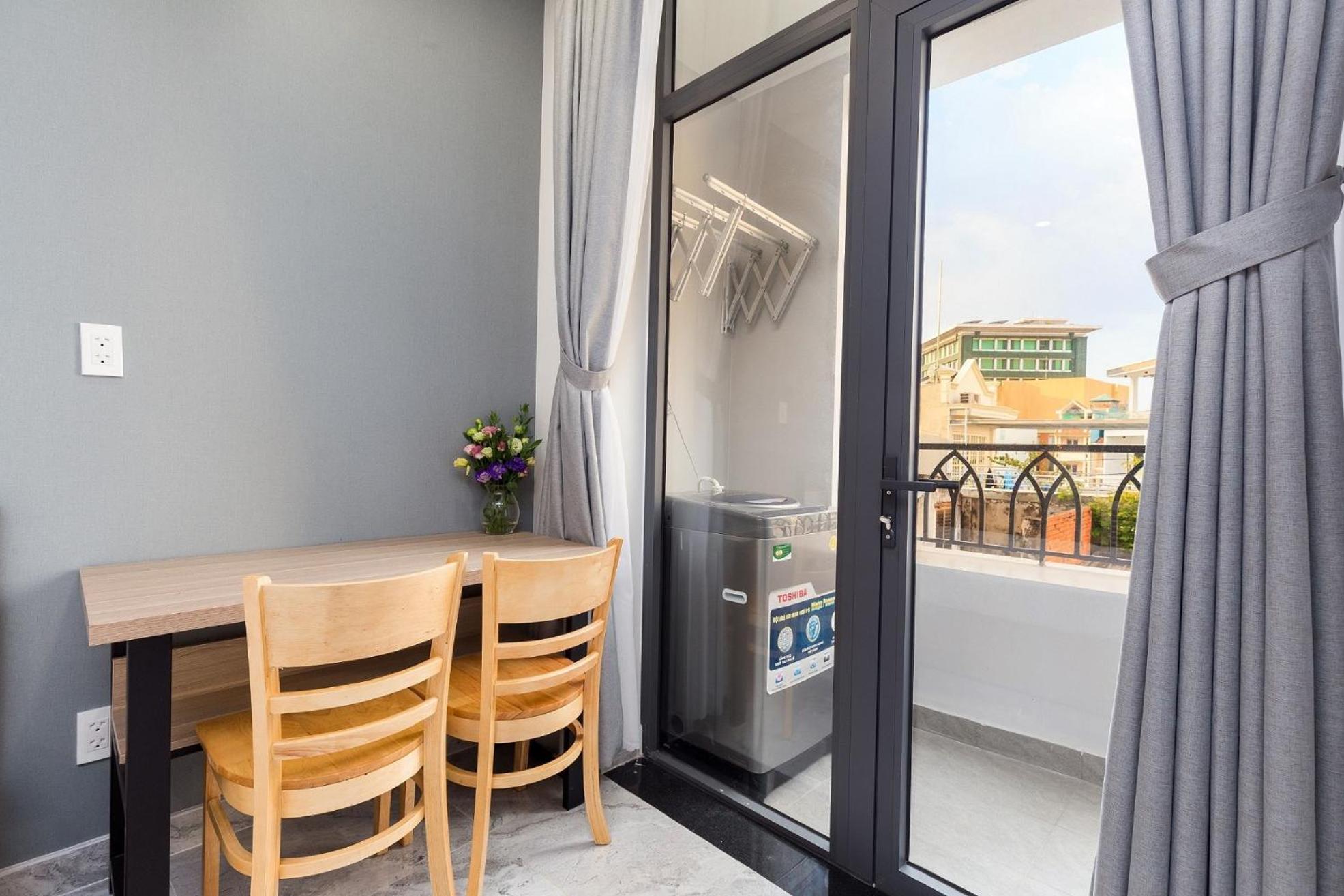 YOURS Apartment - Airport