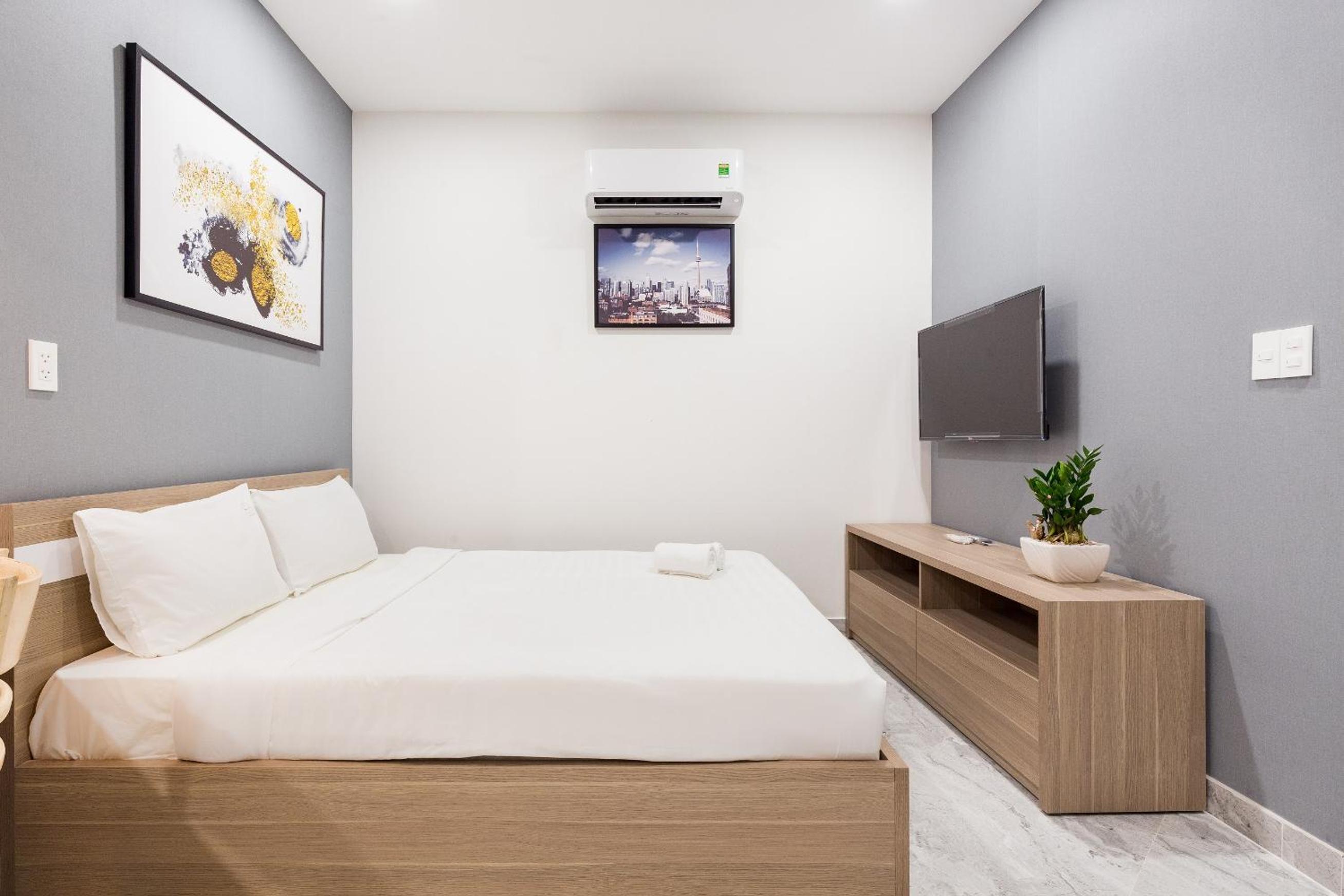 YOURS Apartment - Airport