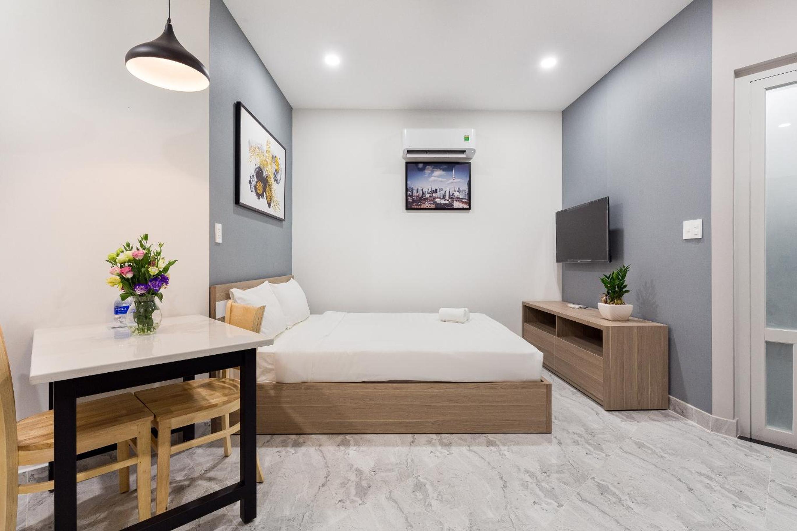 YOURS Apartment - Airport