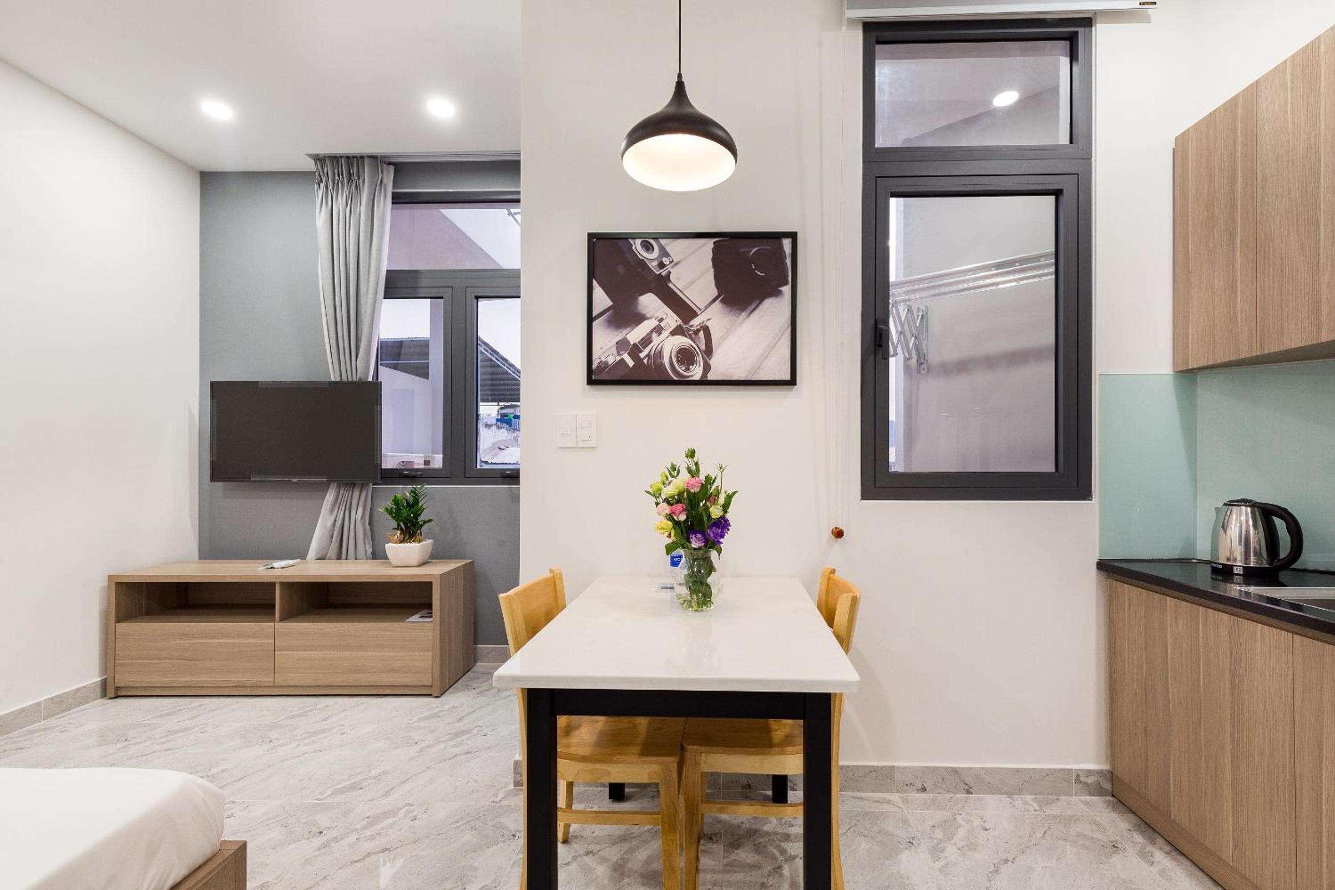 YOURS Apartment - Airport